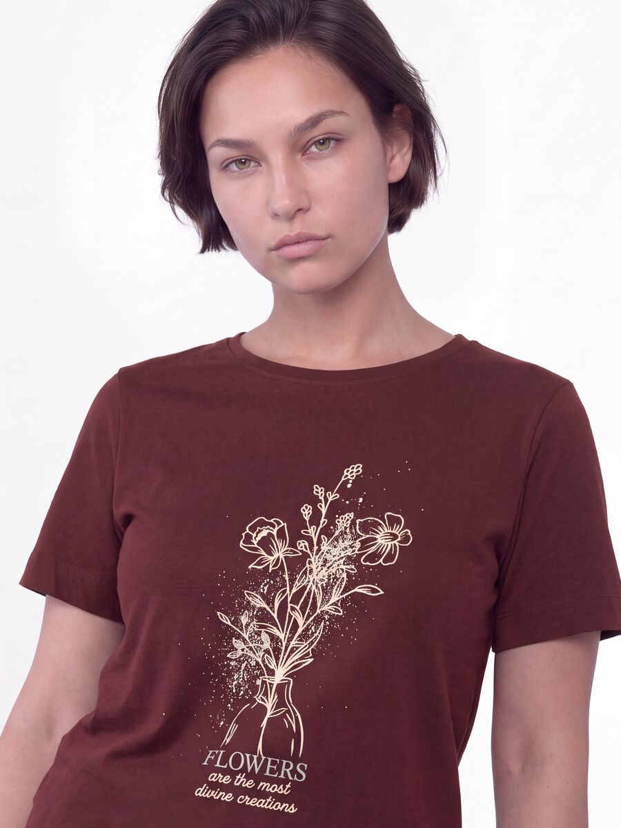 T-shirt rossa in puro cotone con stampa floreale regular fit_3