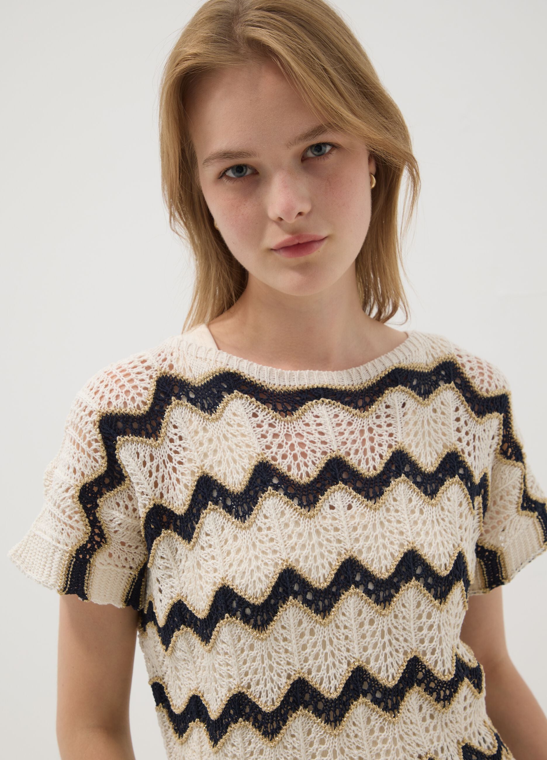Beige openwork top with blue stripes in stretch cotton, regular fit