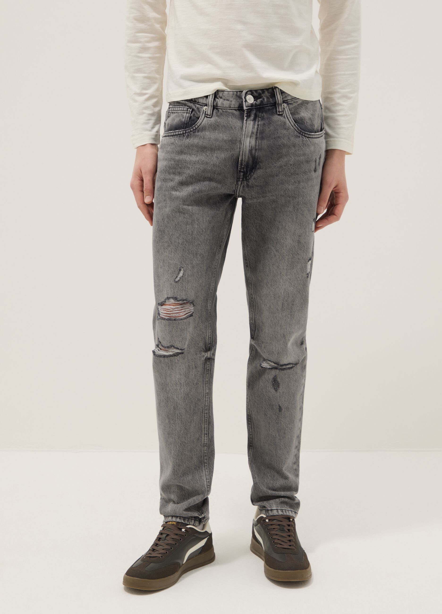 Grey Slim Fit Distressed Pure Cotton Jeans