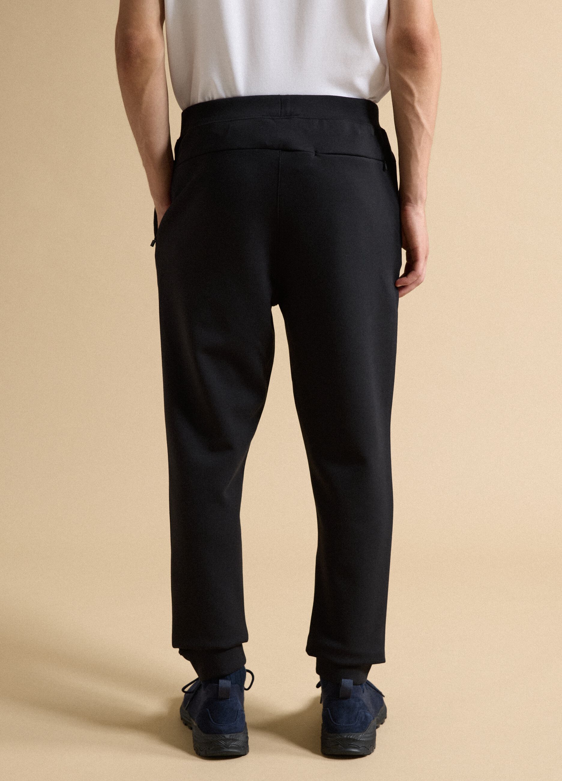 Black regular-fit joggers in stretch Easy Dry fabric