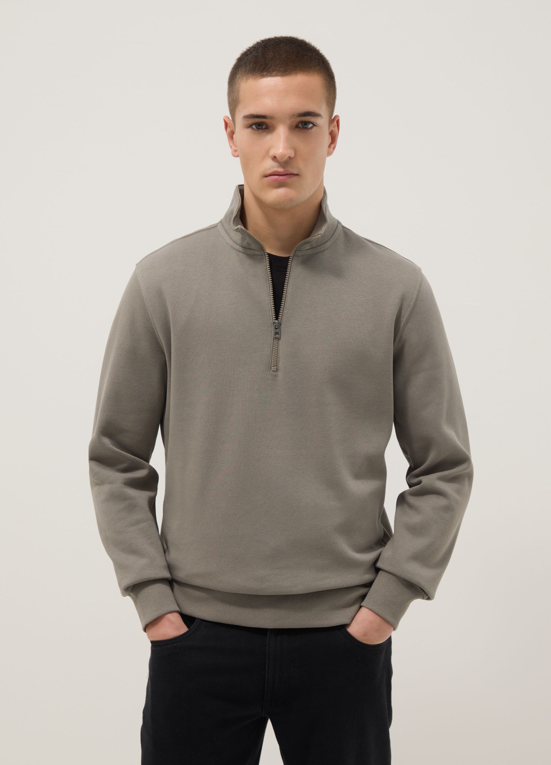 Grey cotton blend sweatshirt regular fit with half zip