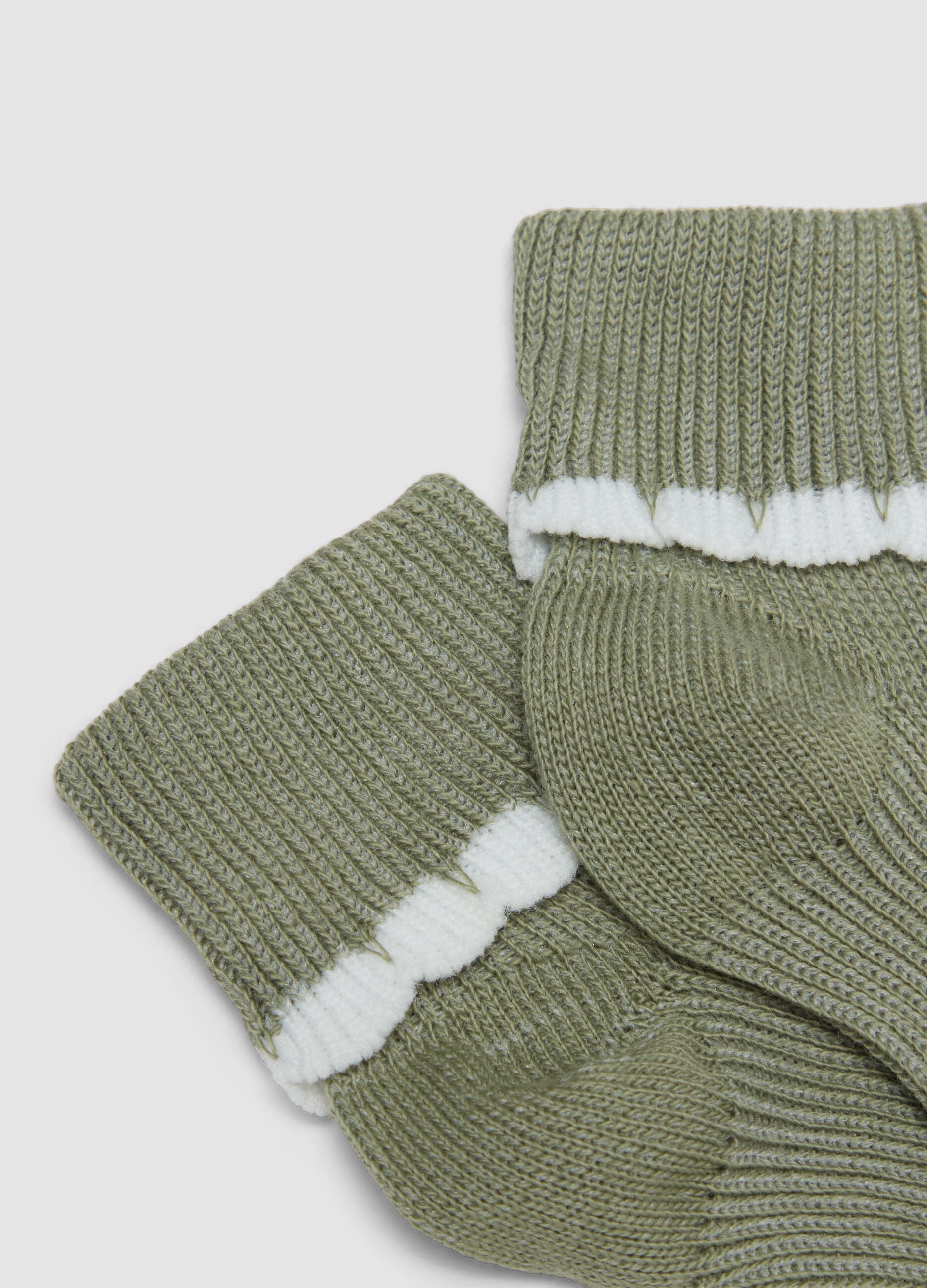 Bipack di calze corte multicolor in misto cotone per neonata