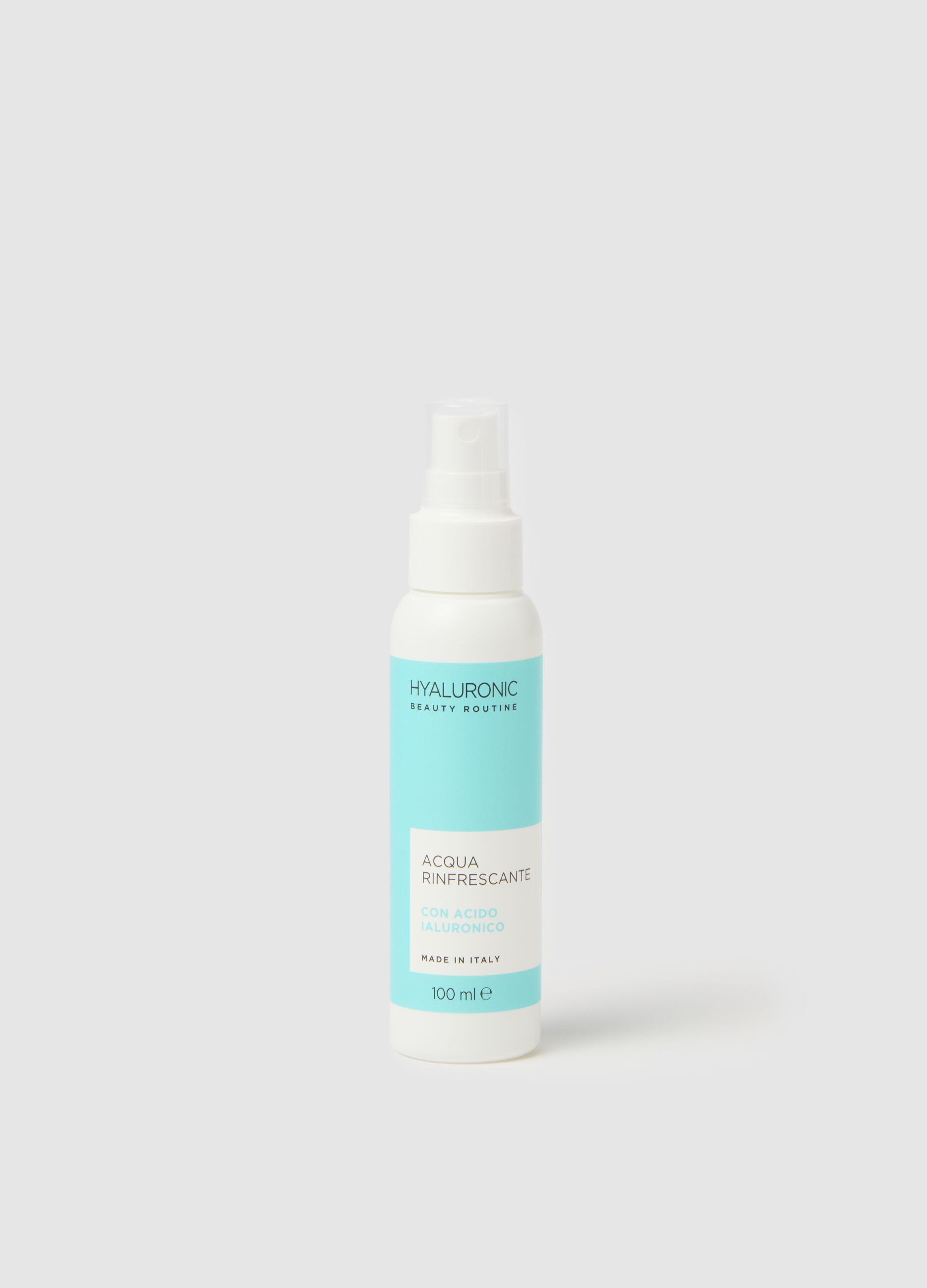Refreshing water with hyaluronic acid