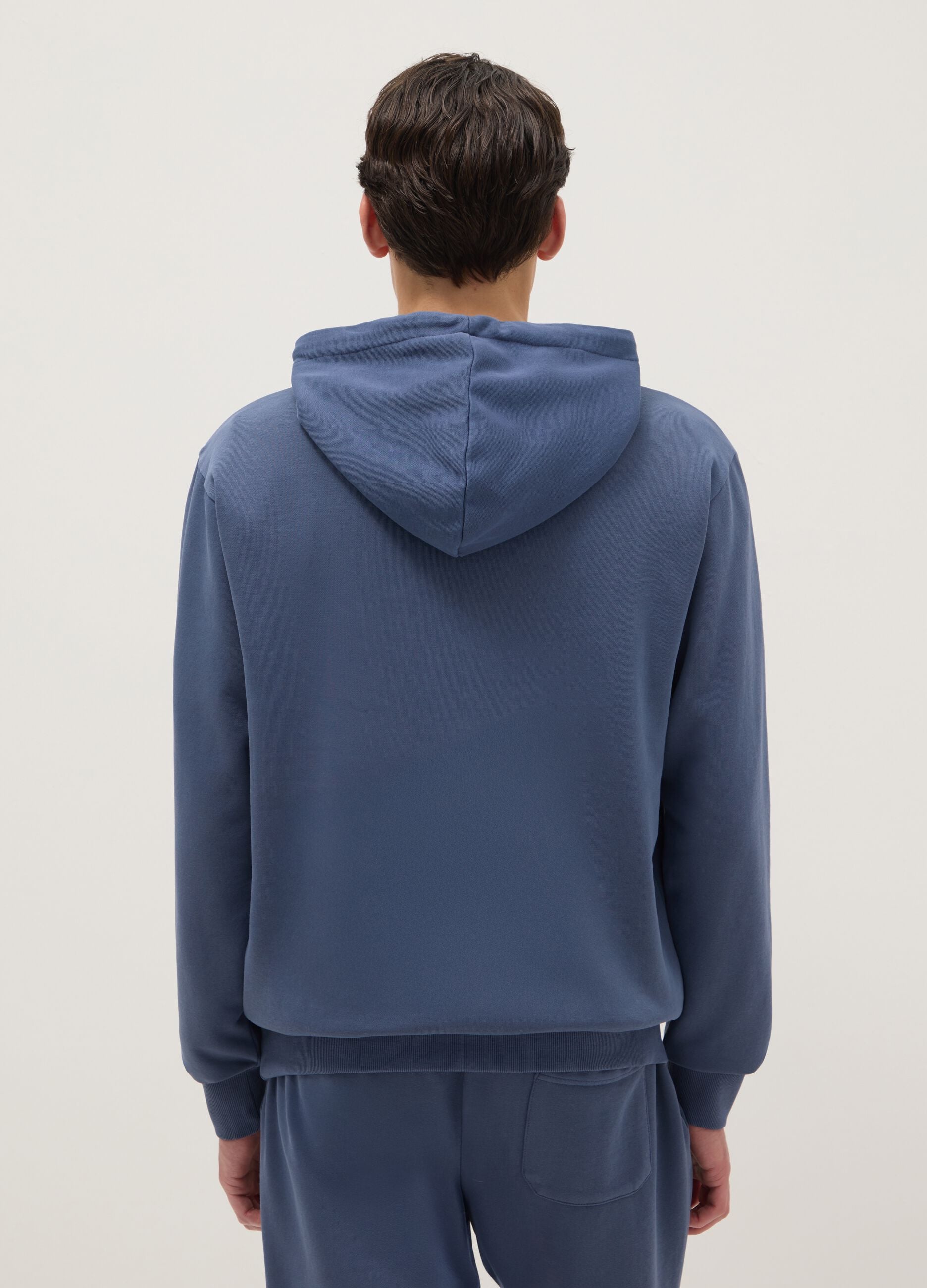Blue cotton blend hoodie in regular fit with Everlast logo