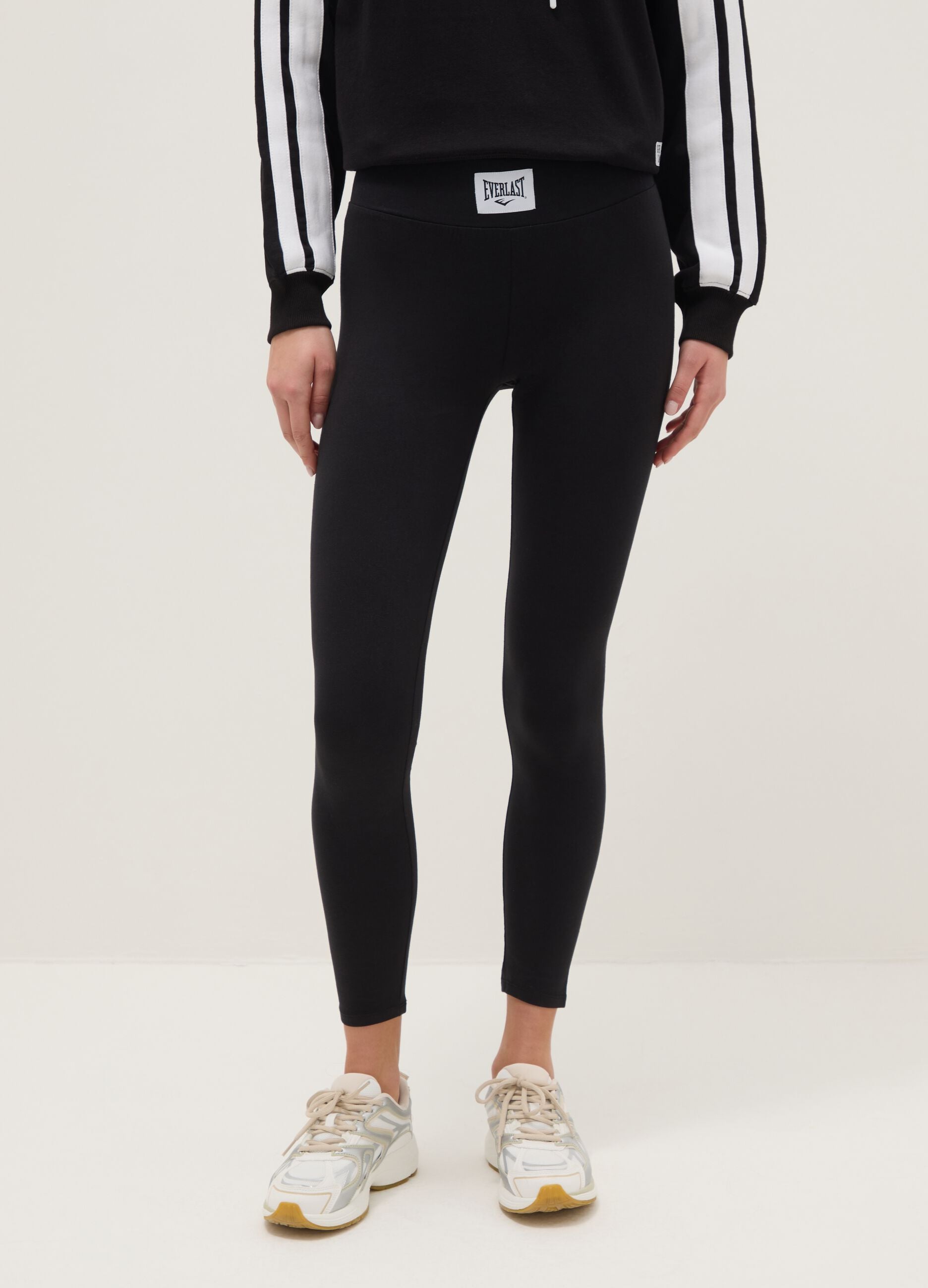 Black stretch cotton leggings regular fit with Everlast logo