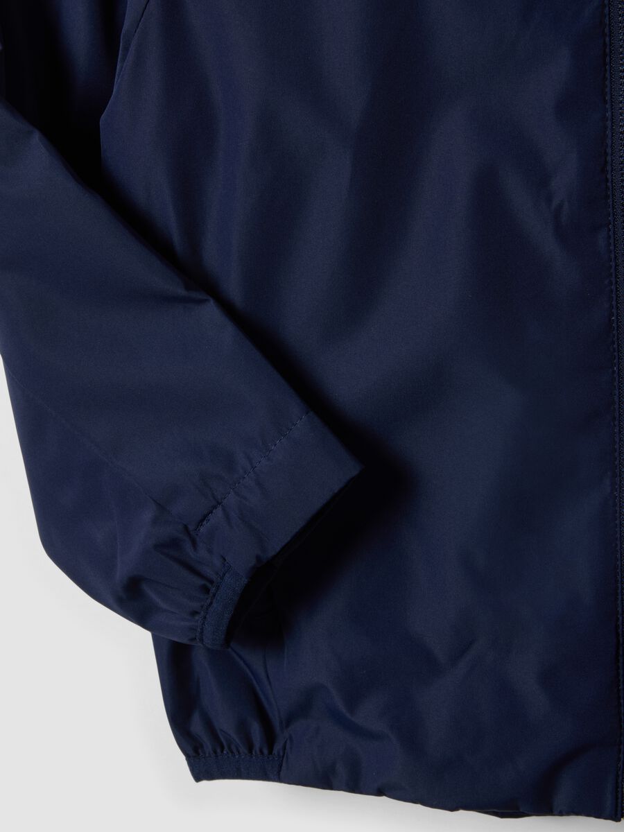 Blue kids&rsquo; rain jacket with hood and zip_3