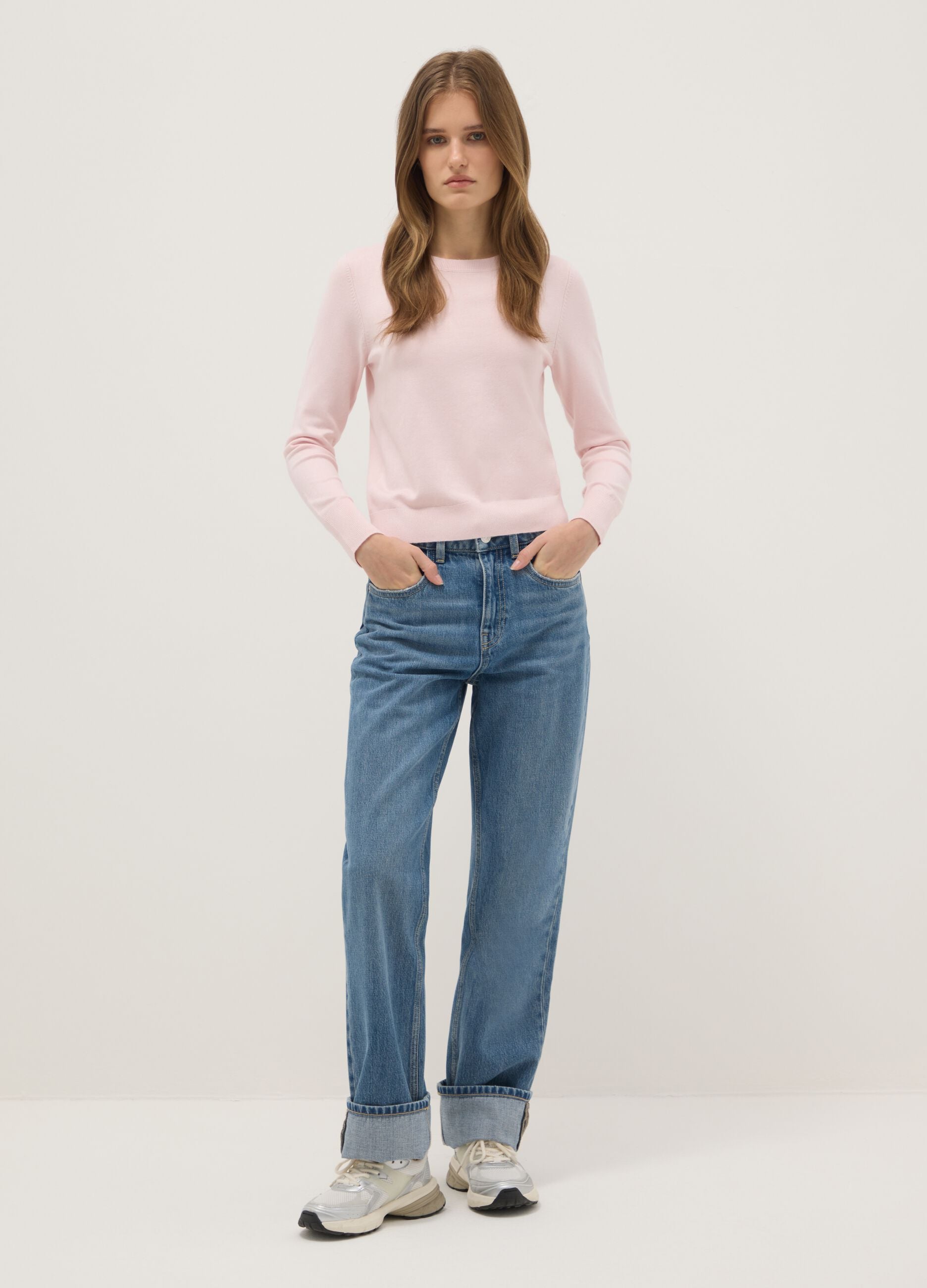 Pink crew-neck sweater regular fit