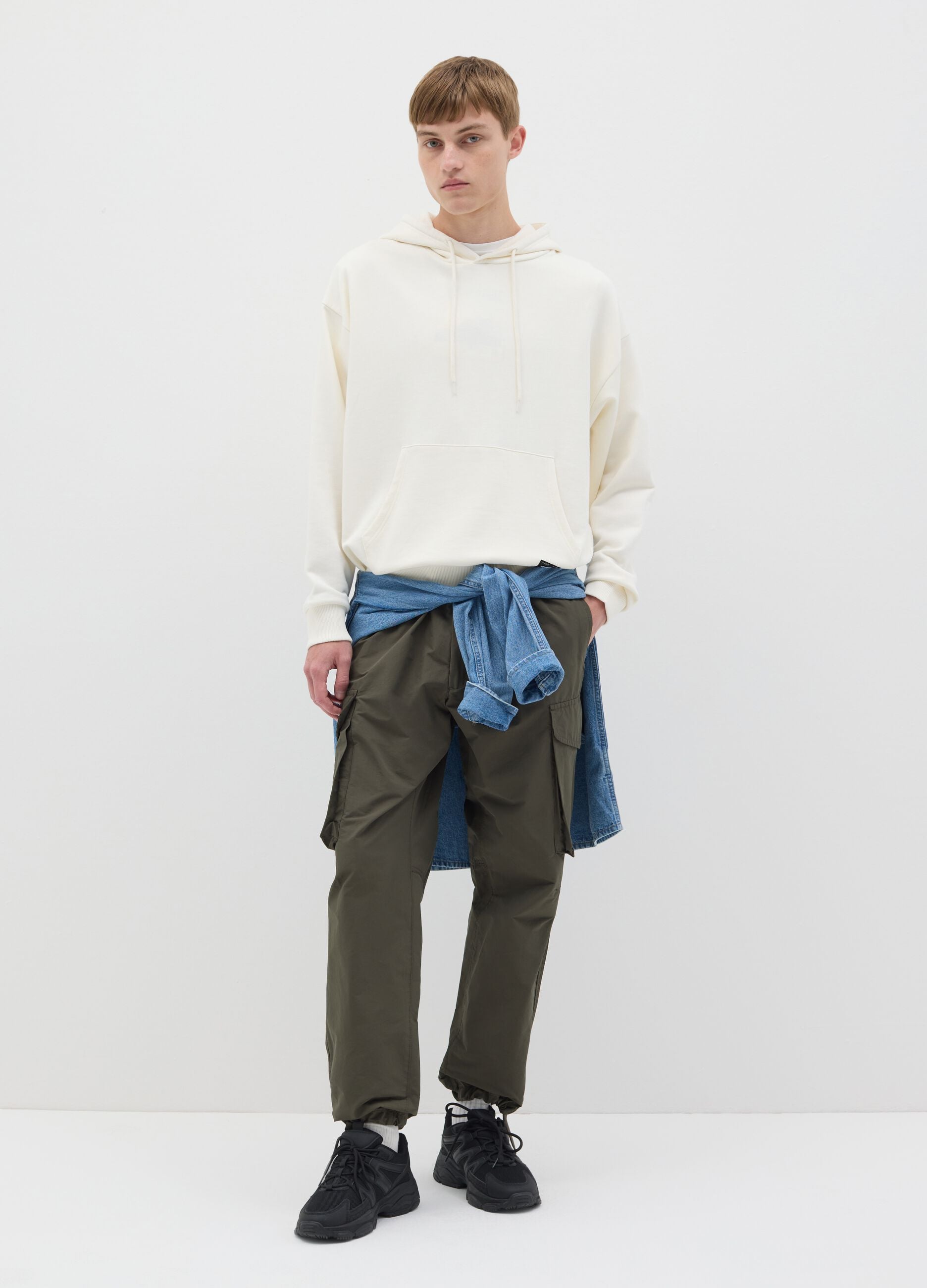 Over-fit cotton hoodie.