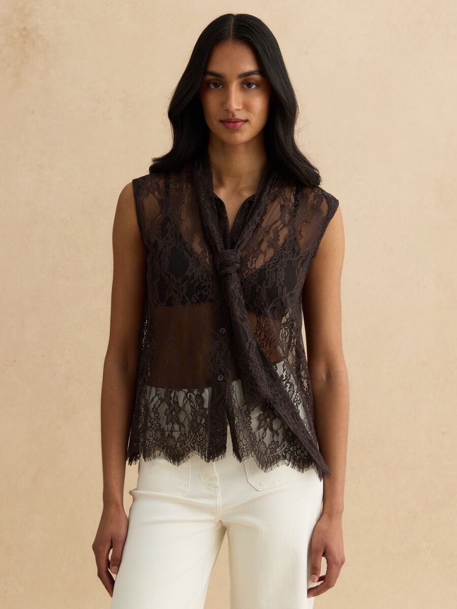 Canotta in pizzo marrone regular fit con fiocco_0