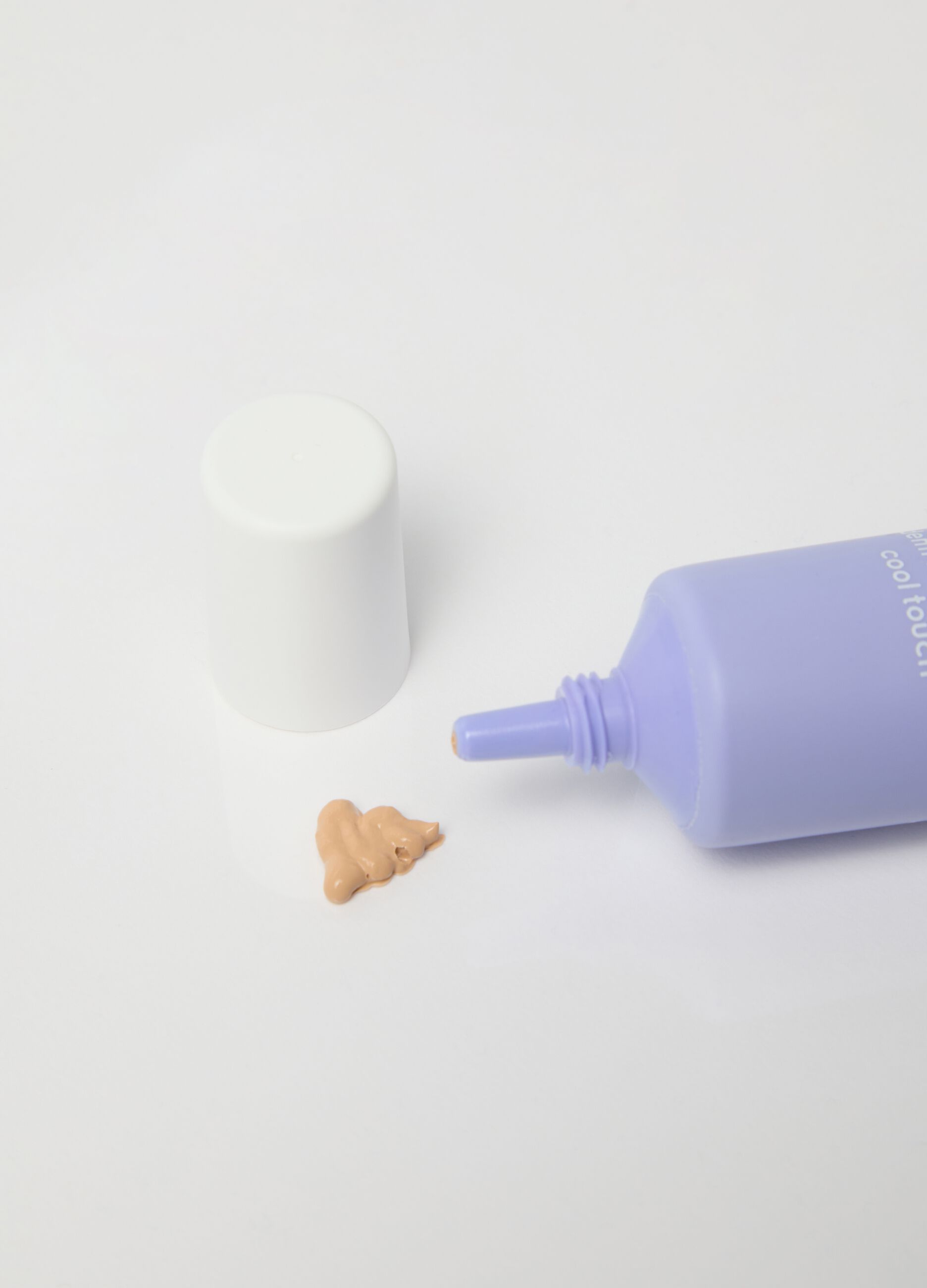 Pink perfect smooth water-based foundation 02 Cinnamon roll