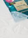 Premium fabric mask with flowers and green tea leaves extract from the Kyoto region (Japan) that is curative and antioxidant. The pack contains 7 fabric masks. Perfect for daily use._1