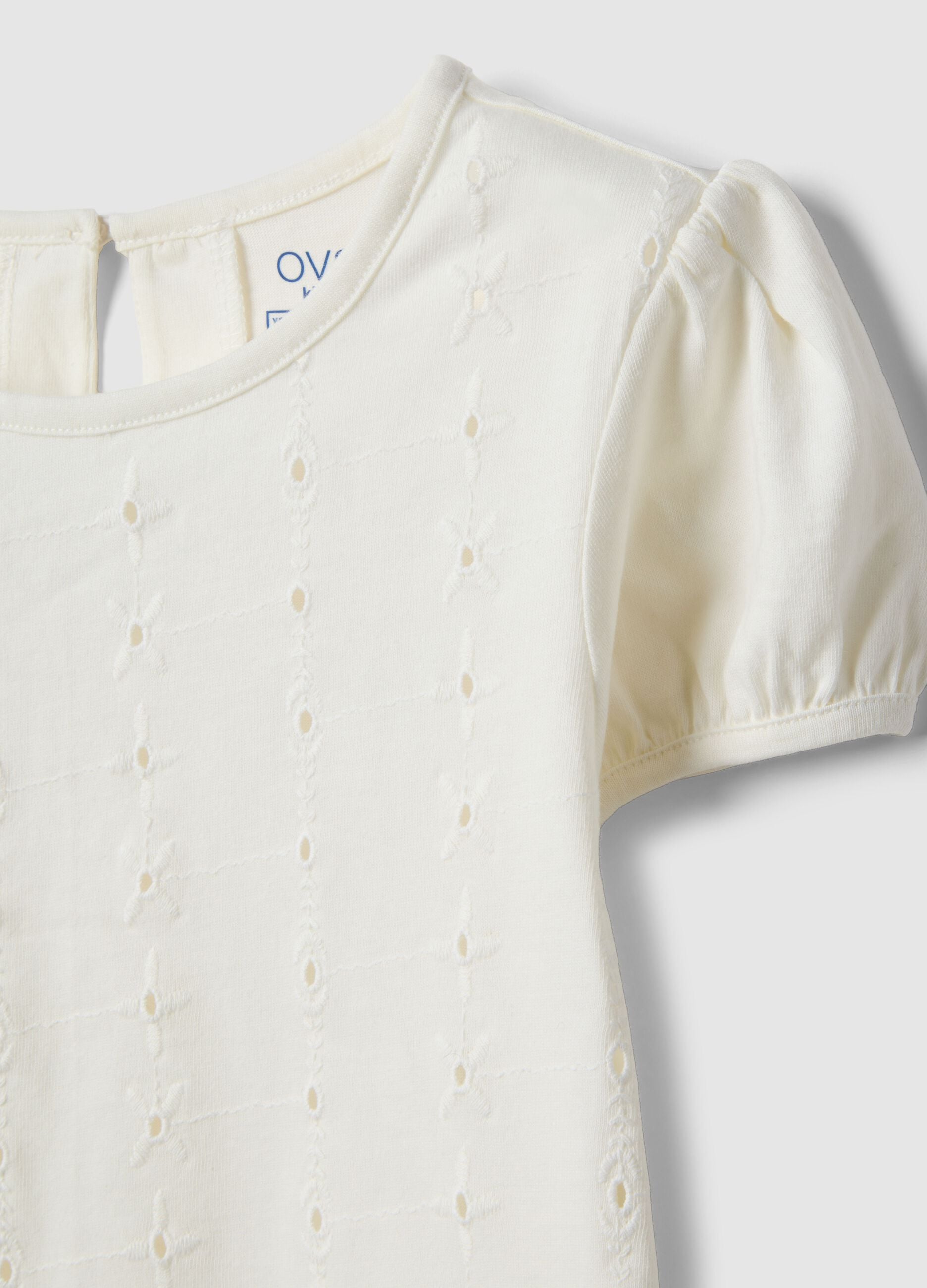 Girls' white pure cotton T-shirt regular fit with embroidery