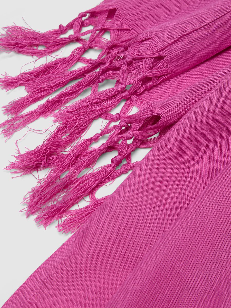 Pink viscose and linen mix scarf with fringes_2