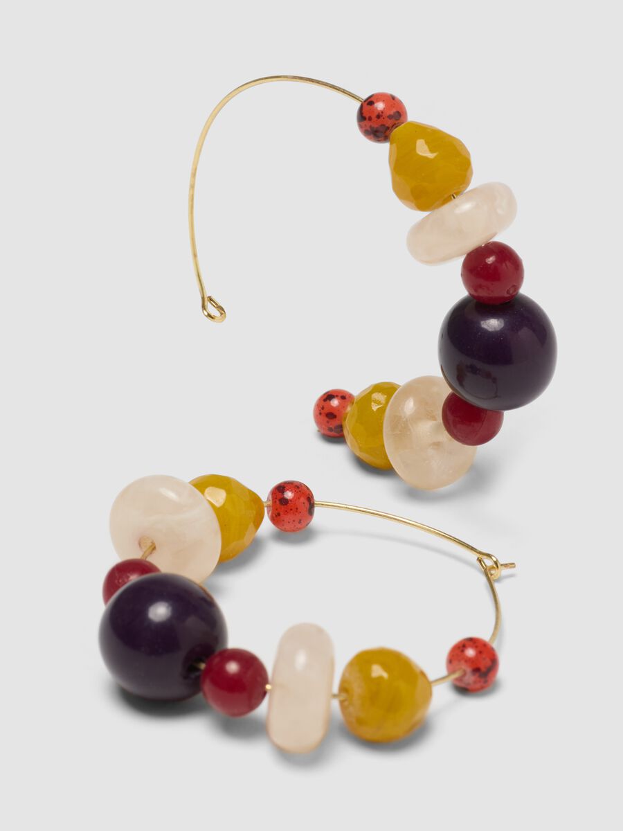 Orecchini a cerchio con pietre in resina multicolor_0