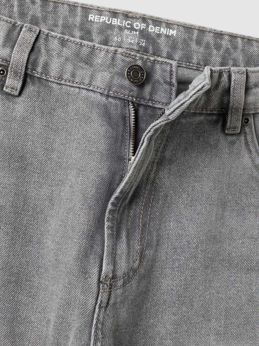 Grey slim-fit jeans in cotton and viscose blend_1
