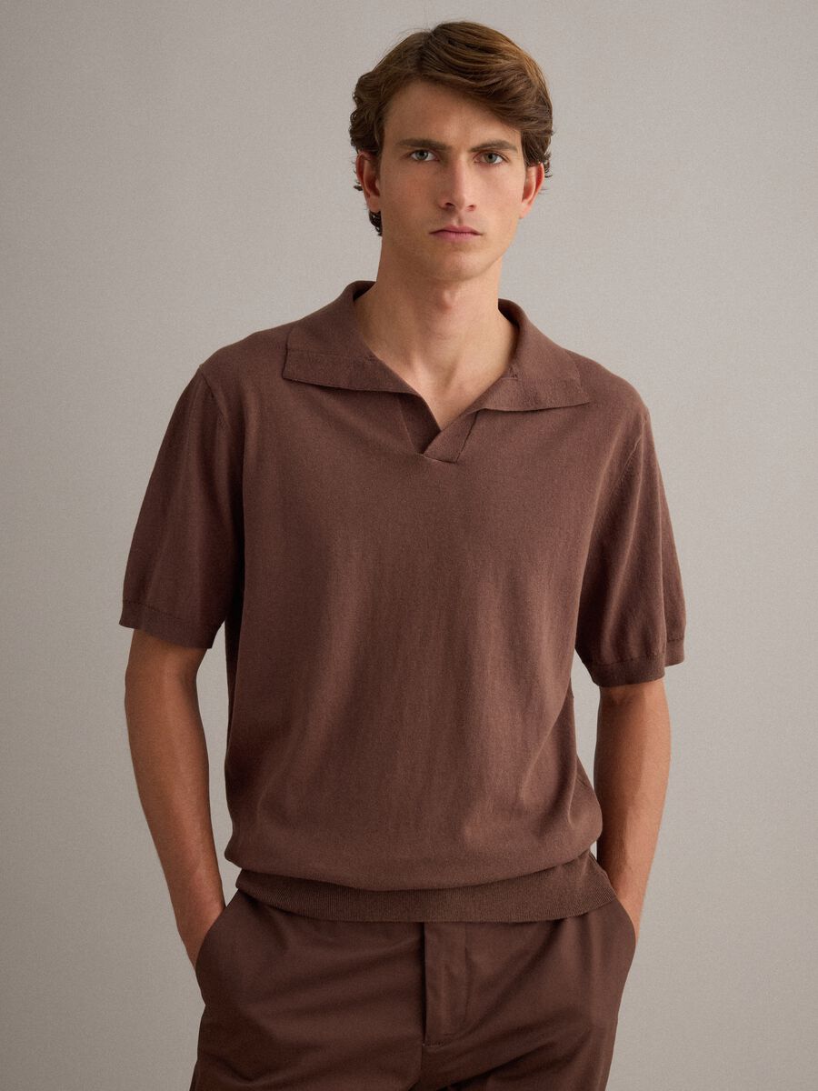 Polo marrone a maniche corte in puro cotone regular fit_0