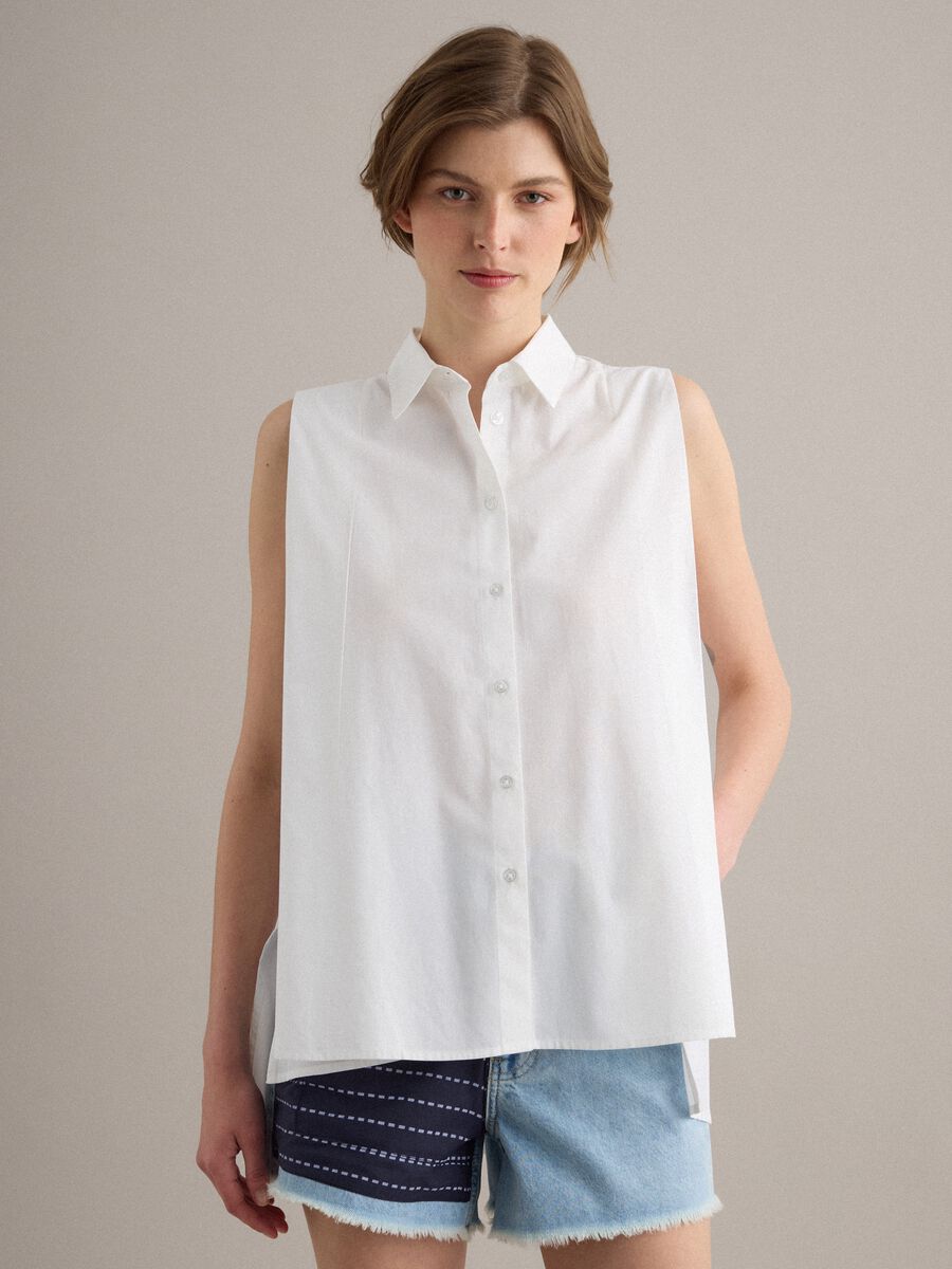 Camicia bianca smanicata in puro cotone regular fit_1