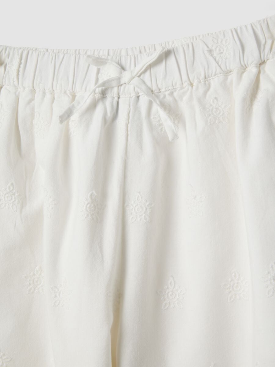 White cotton culottes with embroidery for girls_2