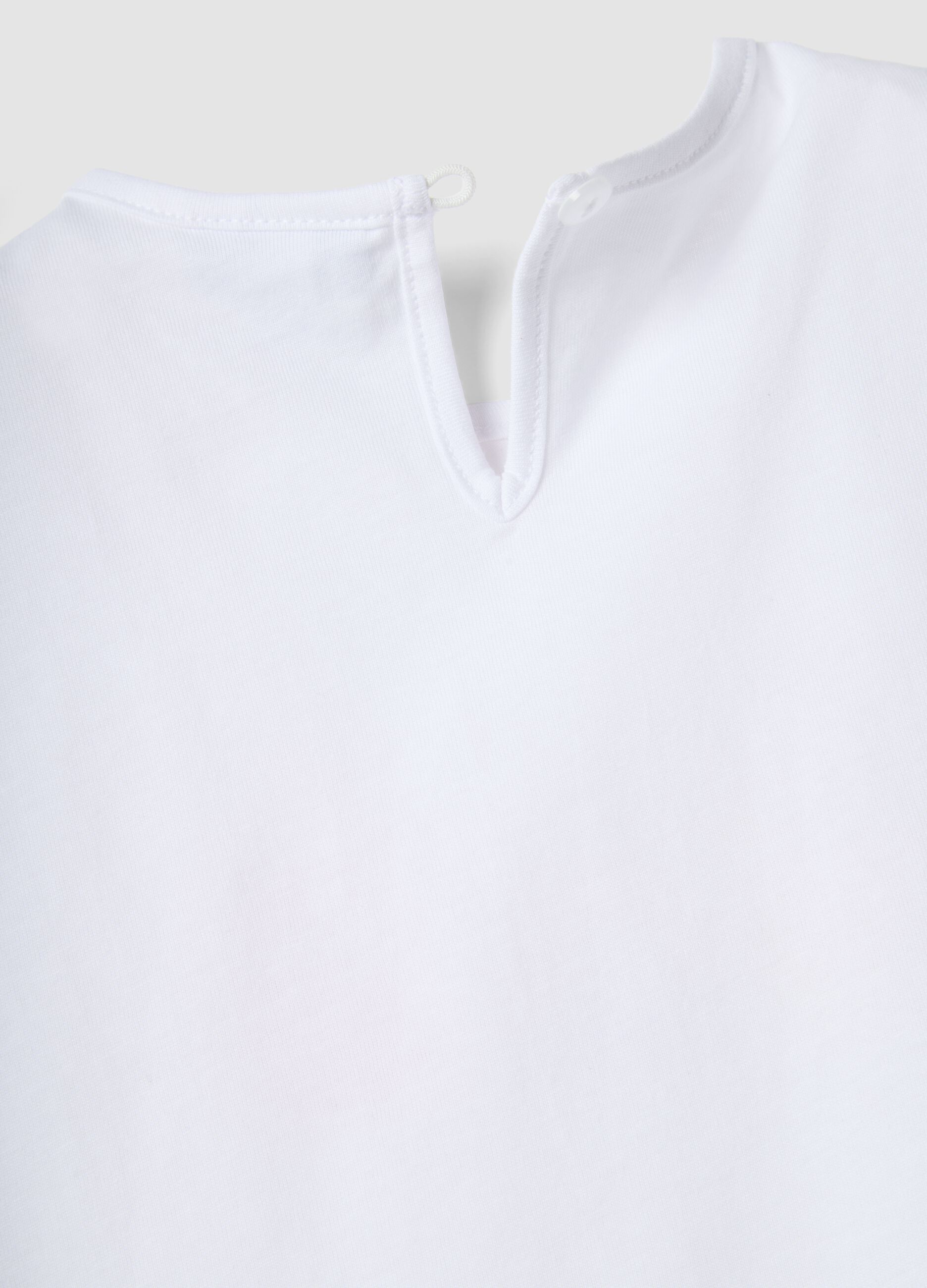 Sleeveless white pure cotton girl's t-shirt regular fit