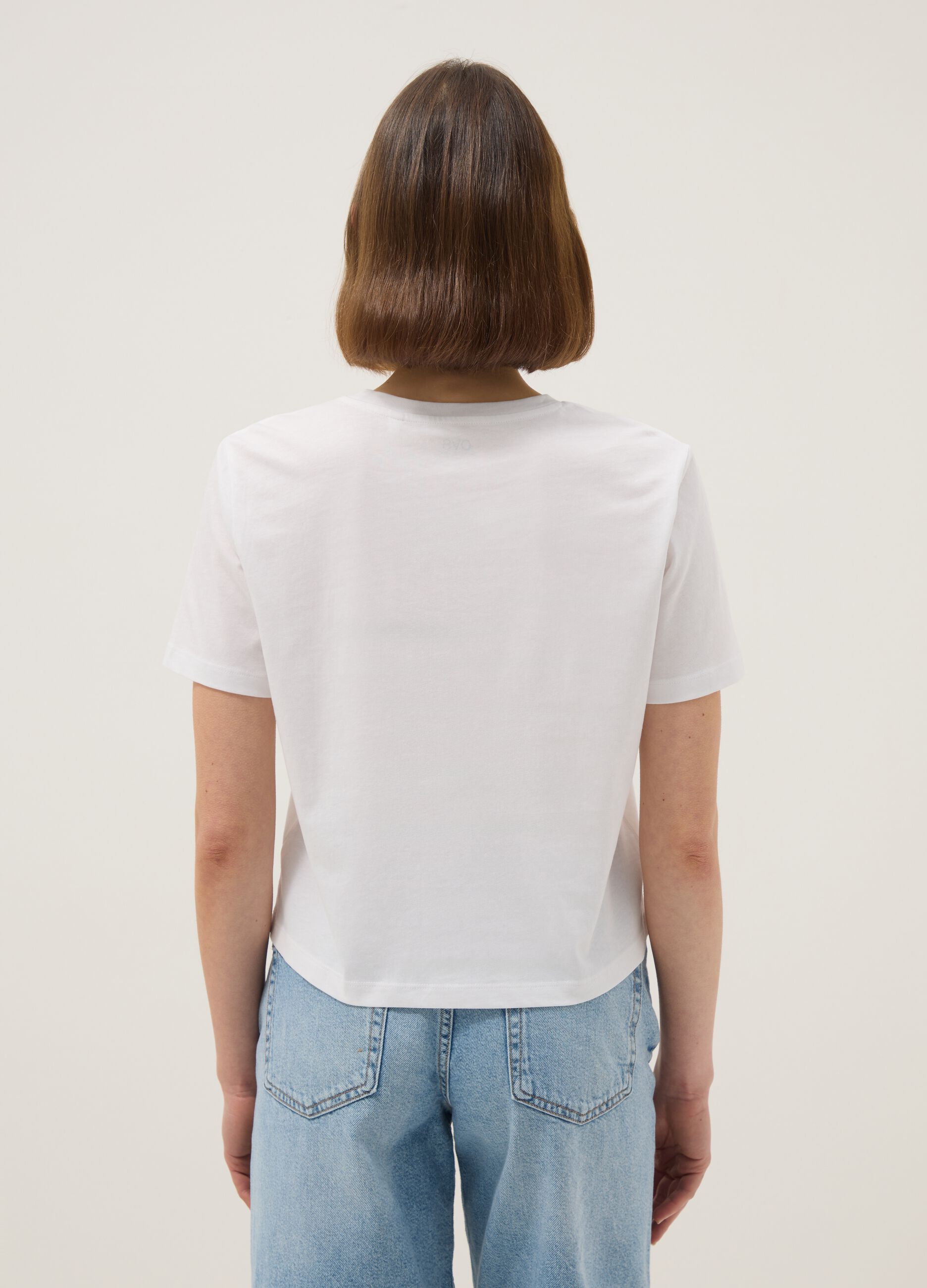 White pure cotton regular fit t-shirt with palm embroidery