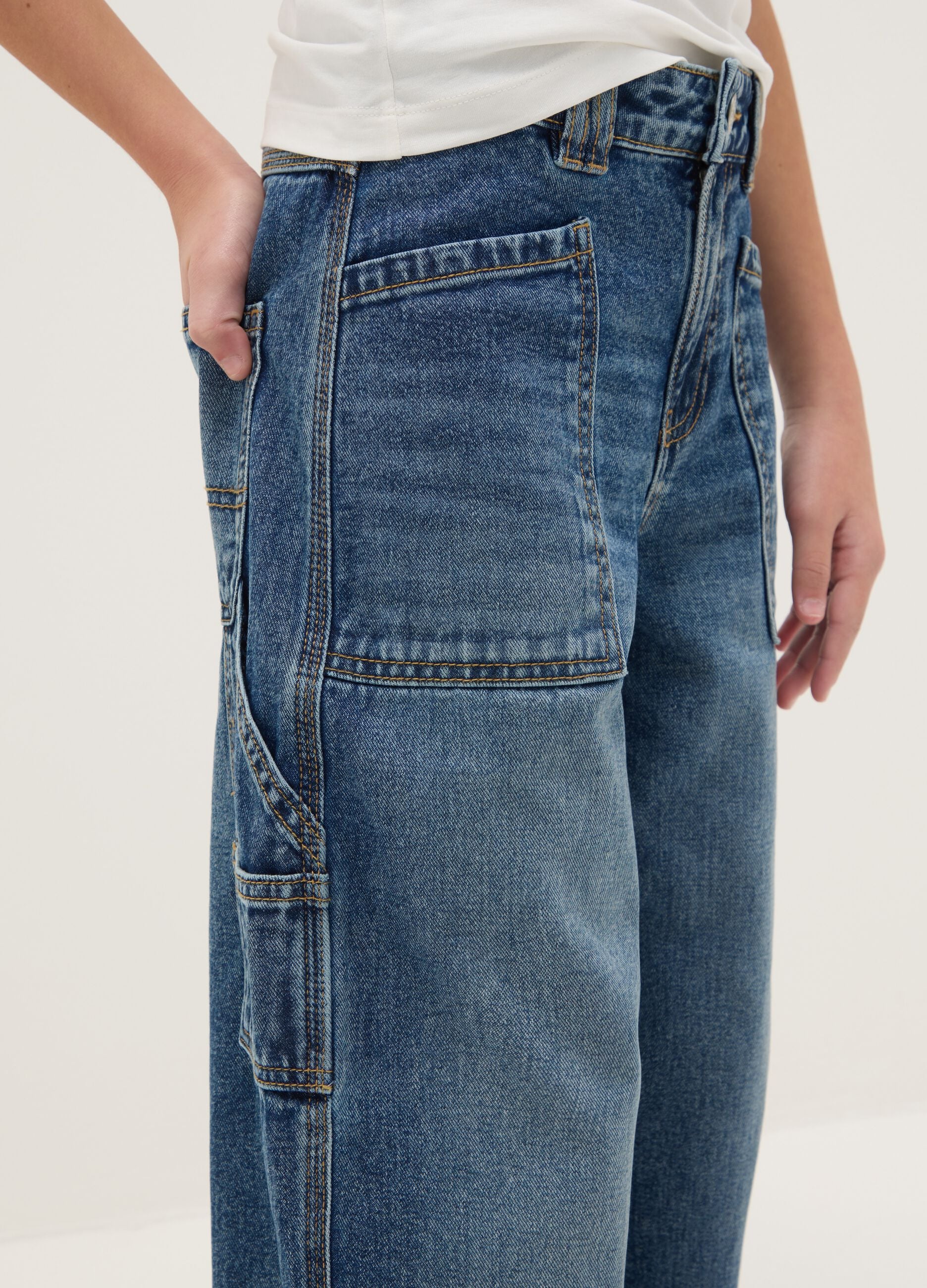Girl's blue pure cotton balloon jeans with regular fit