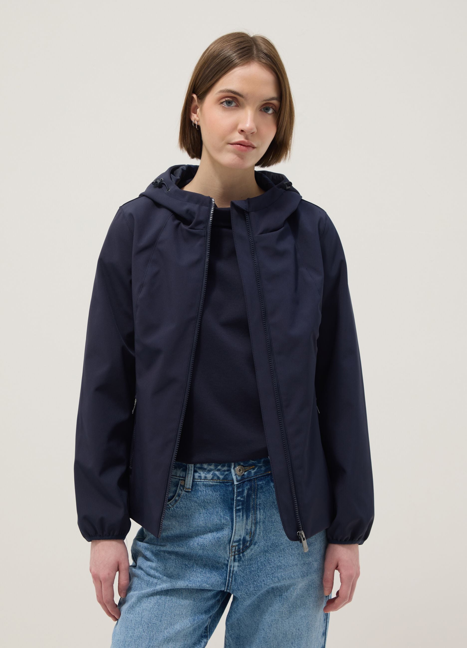Blue waterproof jacket regular fit with zip and hood