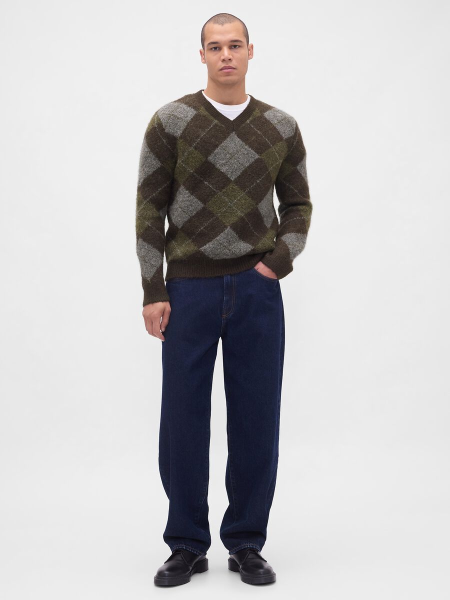 Diamond-patterned brown sweater in wool and alpaca blend_2