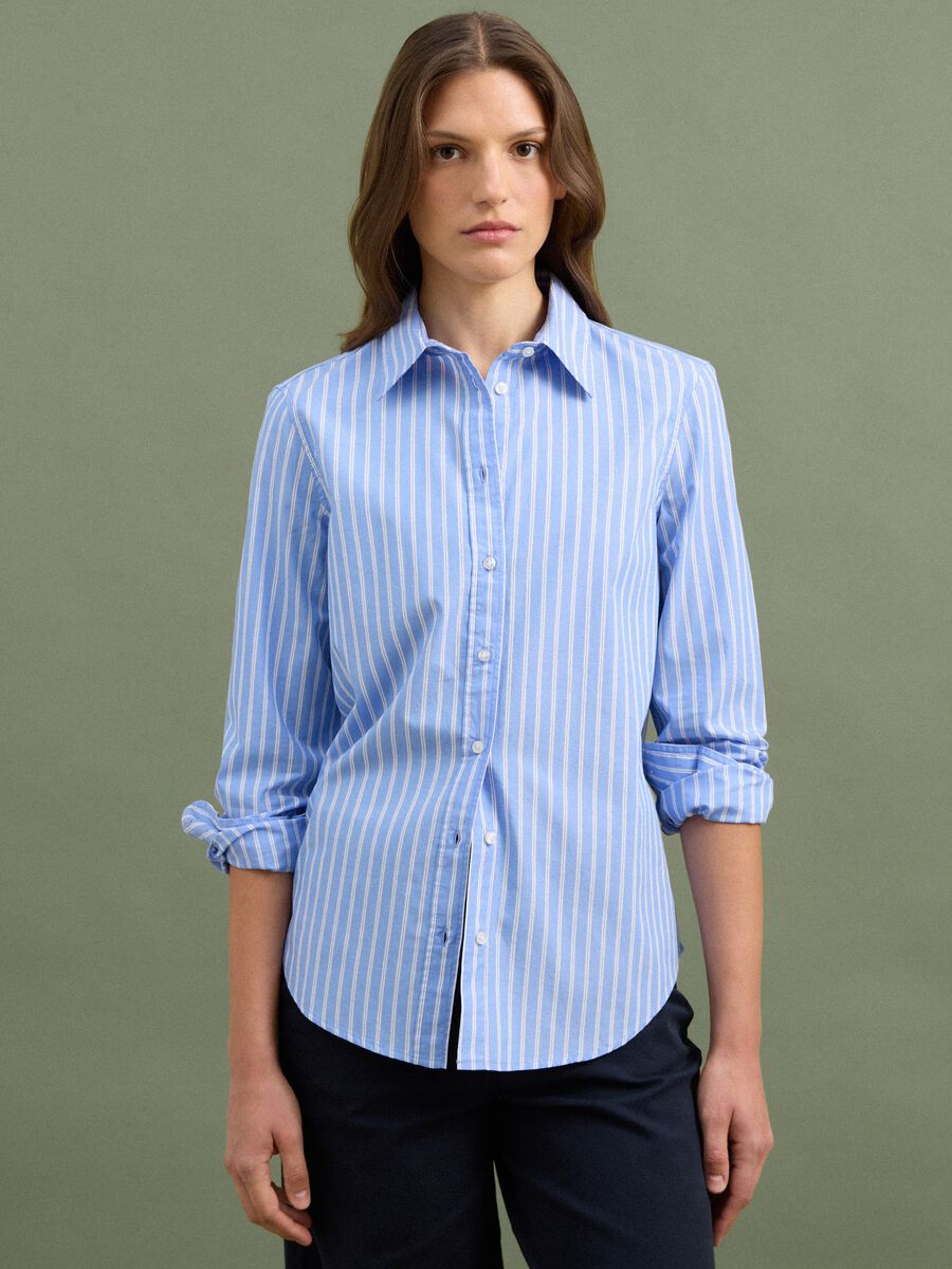 Light blue poplin shirt with white stripes, regular fit_1