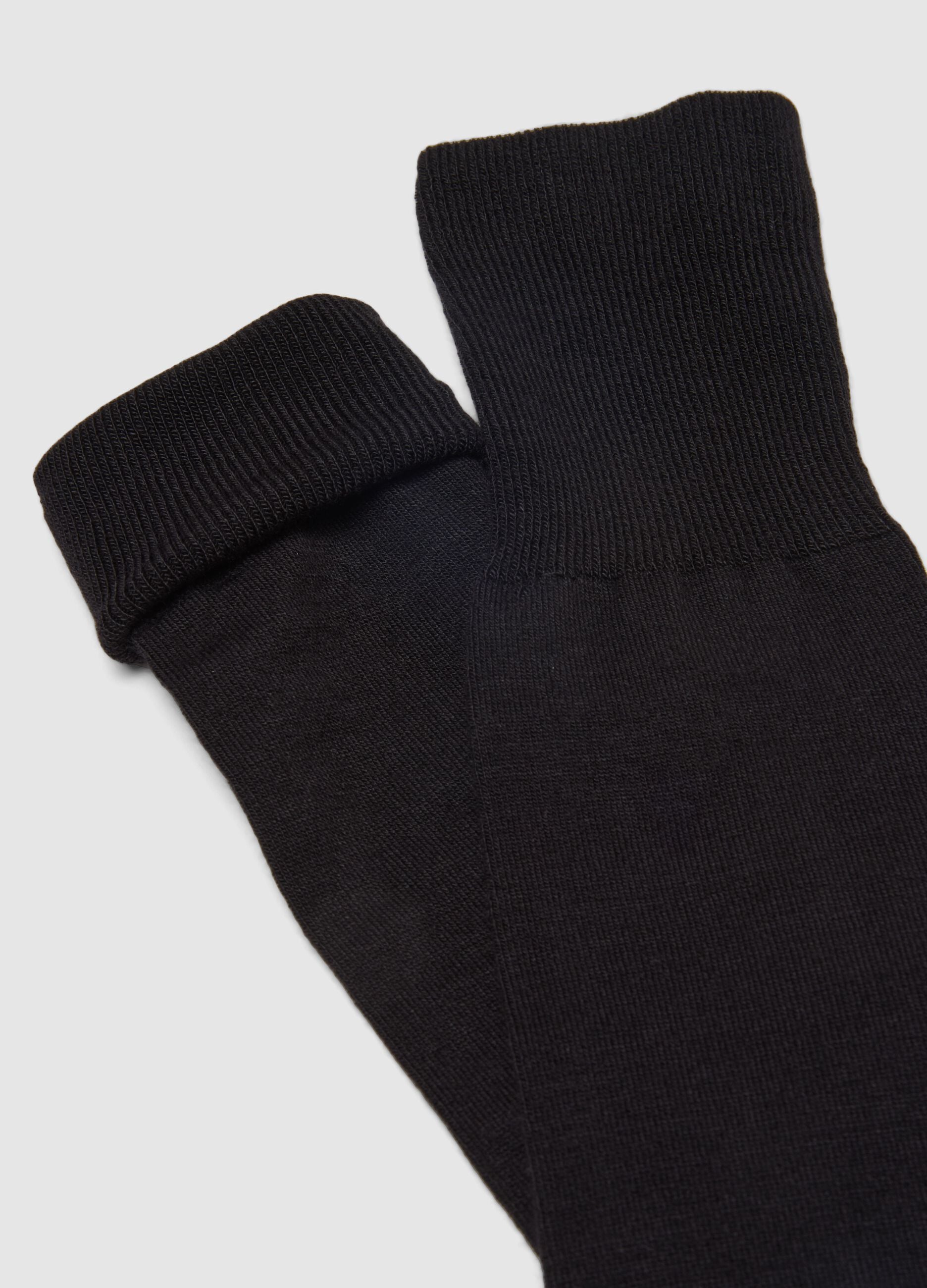 Pack of long bamboo blend black stretch socks