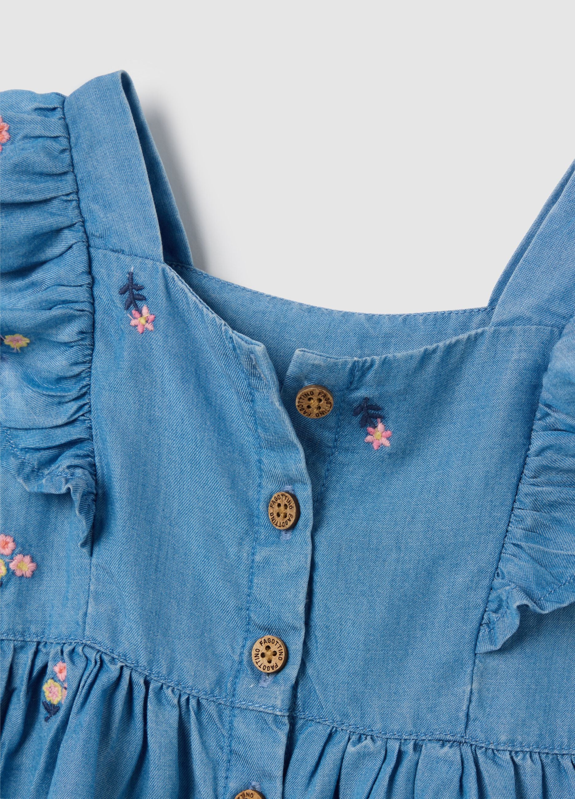 Baby girls&rsquo; denim dress in 100% Lyocell with regular fit and embroidery