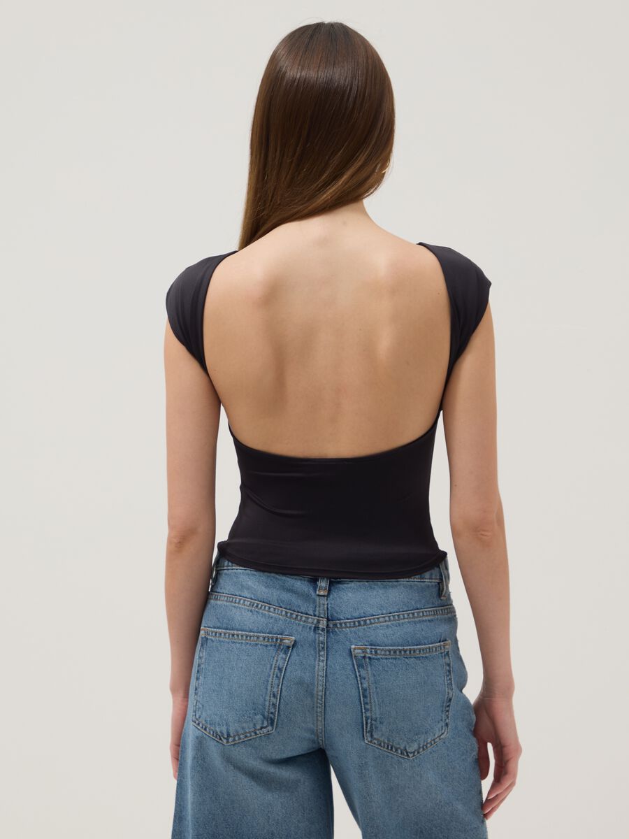Top nero in tessuto elasticizzato fitted_3