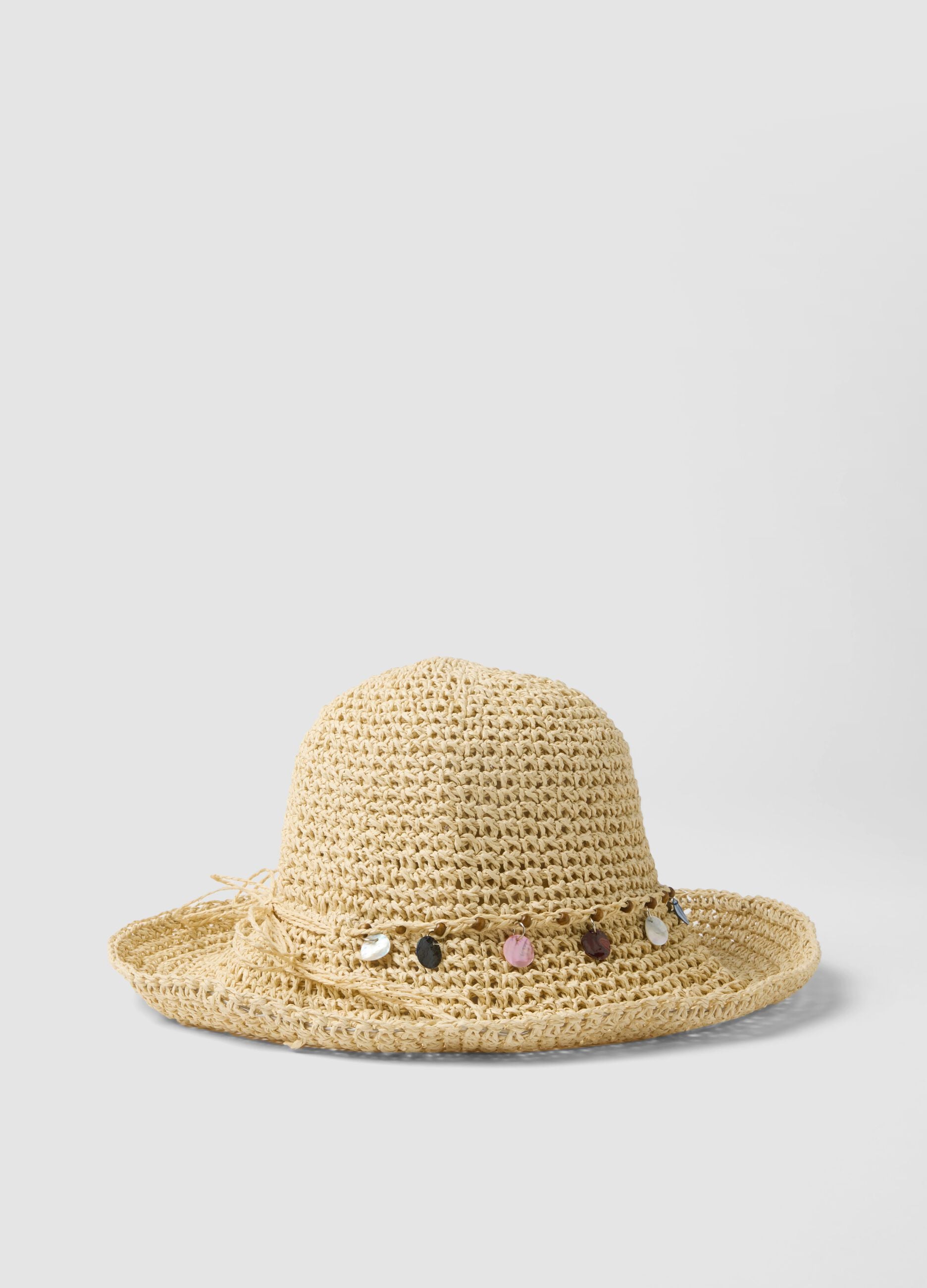 Cappello cloche beige in puro tessuto carta con pietre
