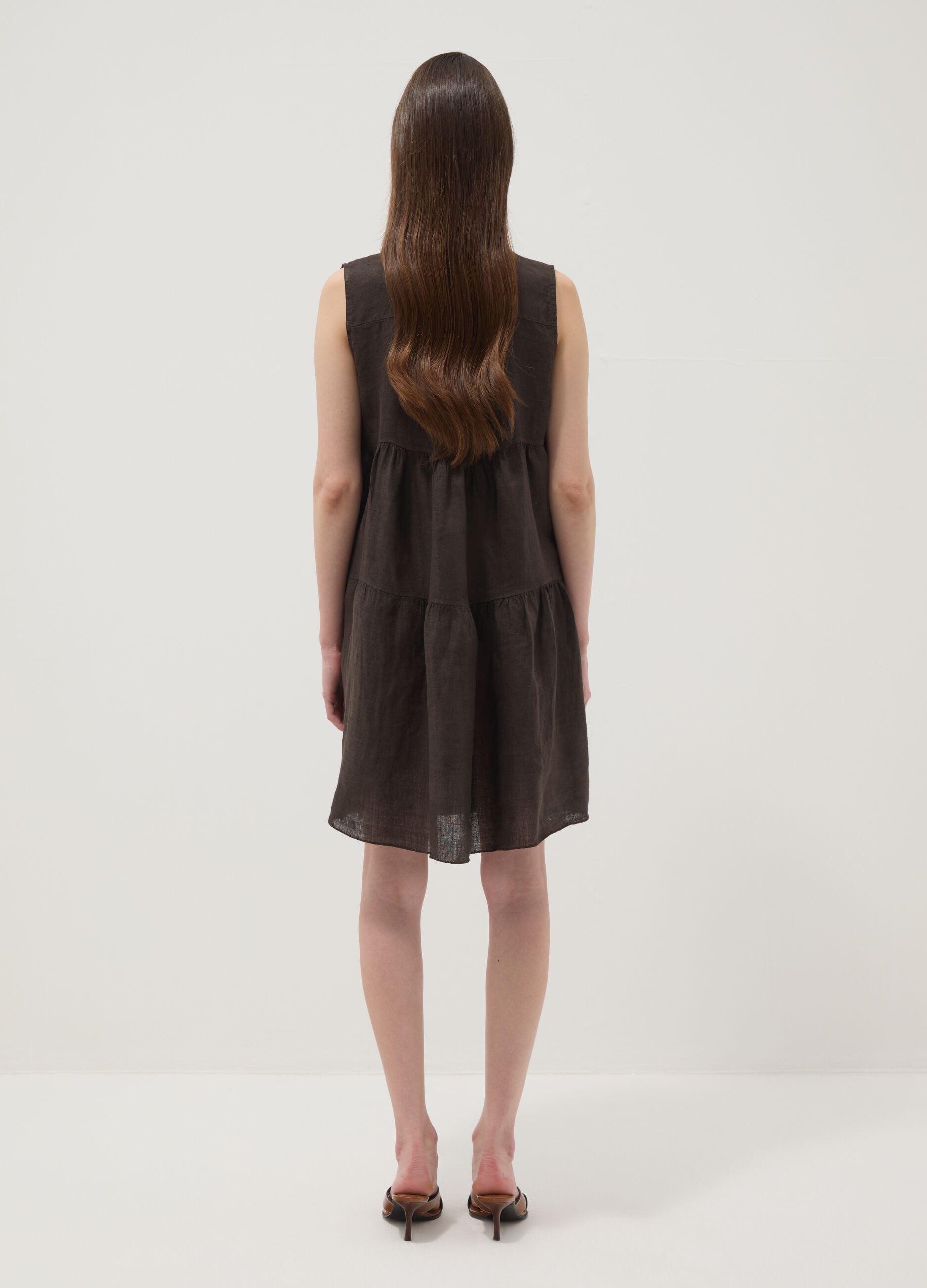 Brown sleeveless pure linen dress, regular fit