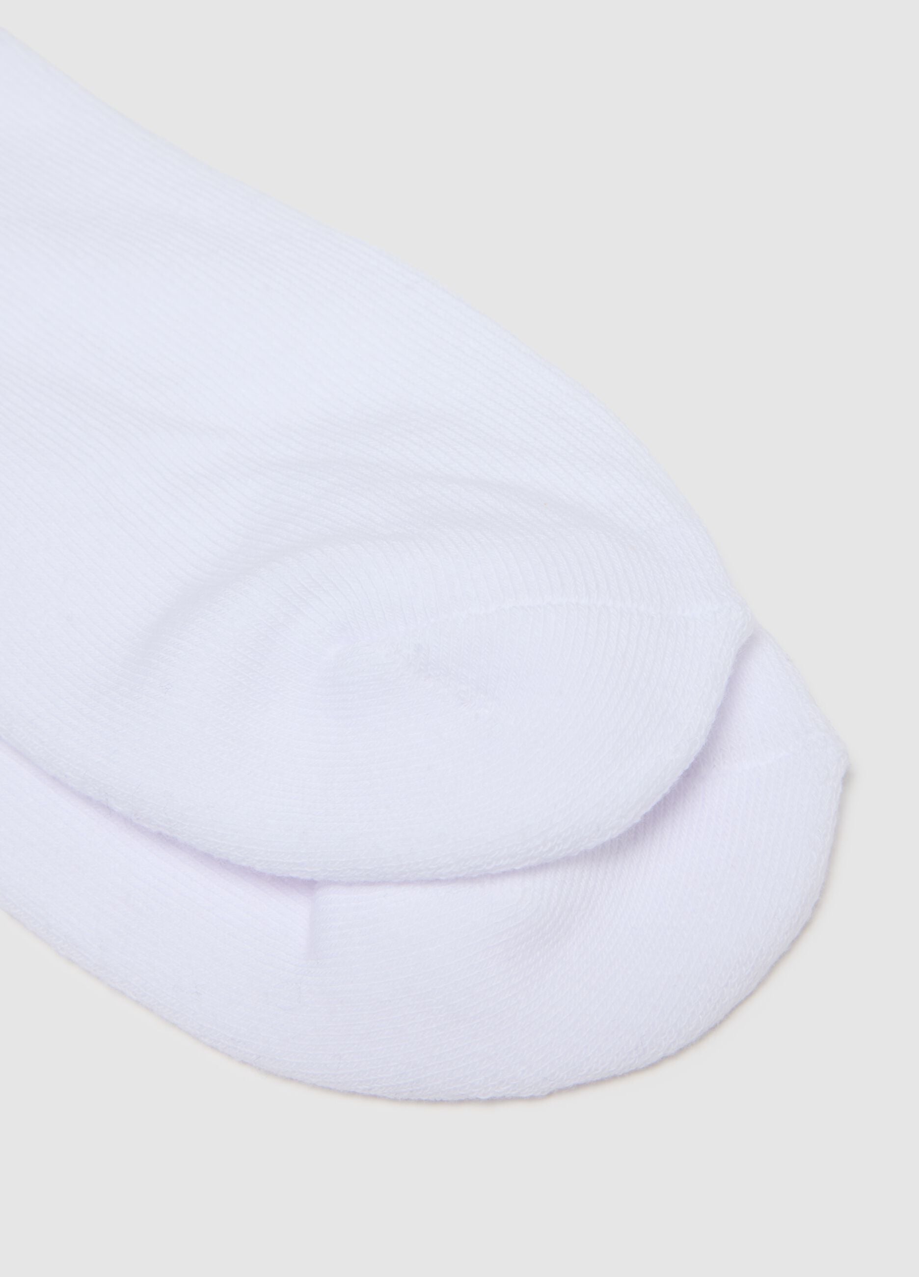 Triple pack of white elasticated cotton sports socks