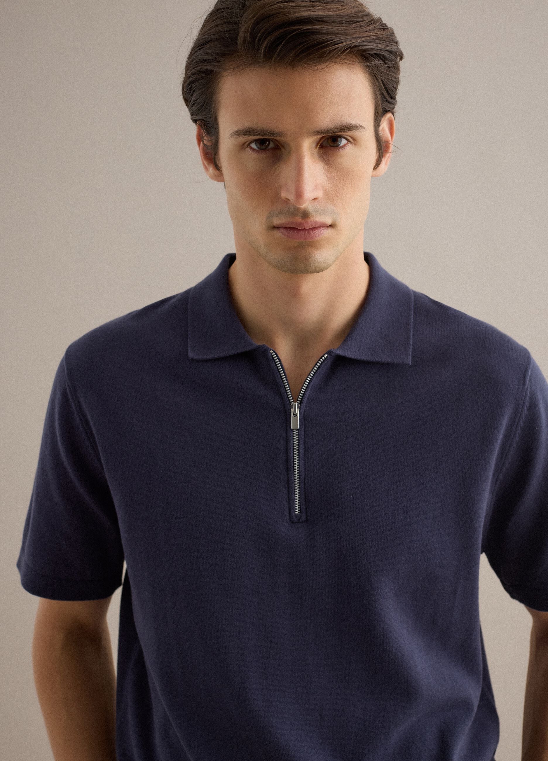 Short-sleeved blue pure cotton polo, regular fit with zip