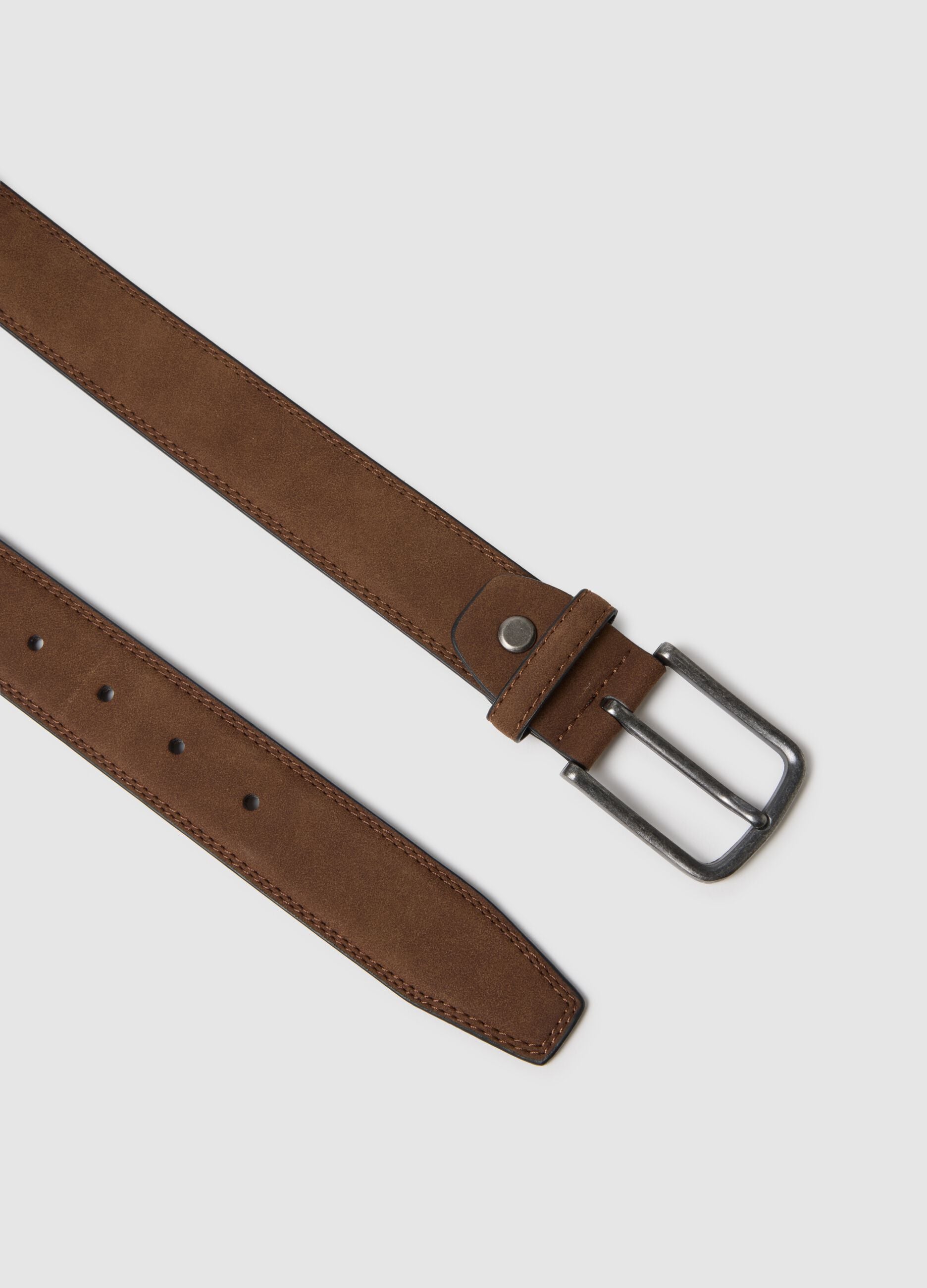 Brown belt with classic buckle