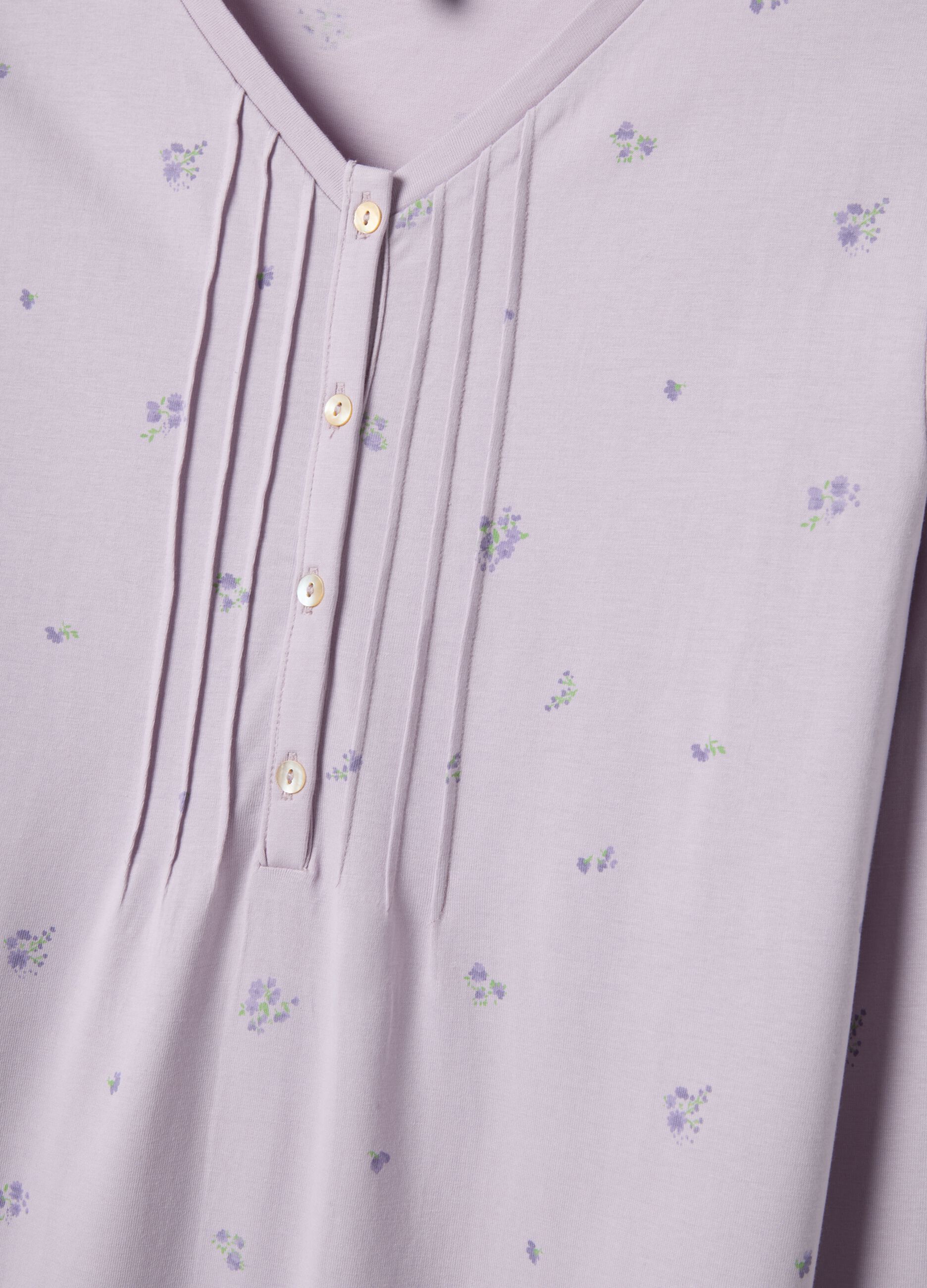 Purple pure cotton nightdress with serafino collar and floral pattern