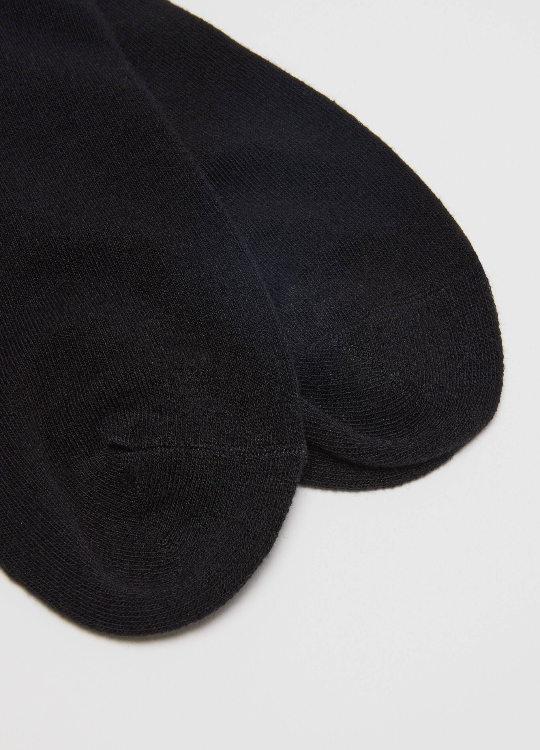 Black short cotton blend stretch socks tripack