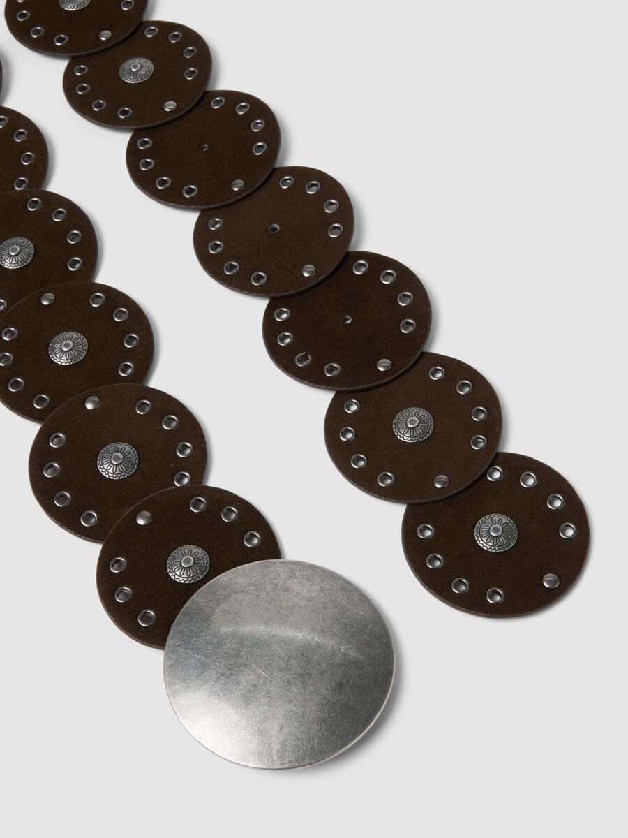 Cintura marrone con dettagli metallici effetto camoscio_1