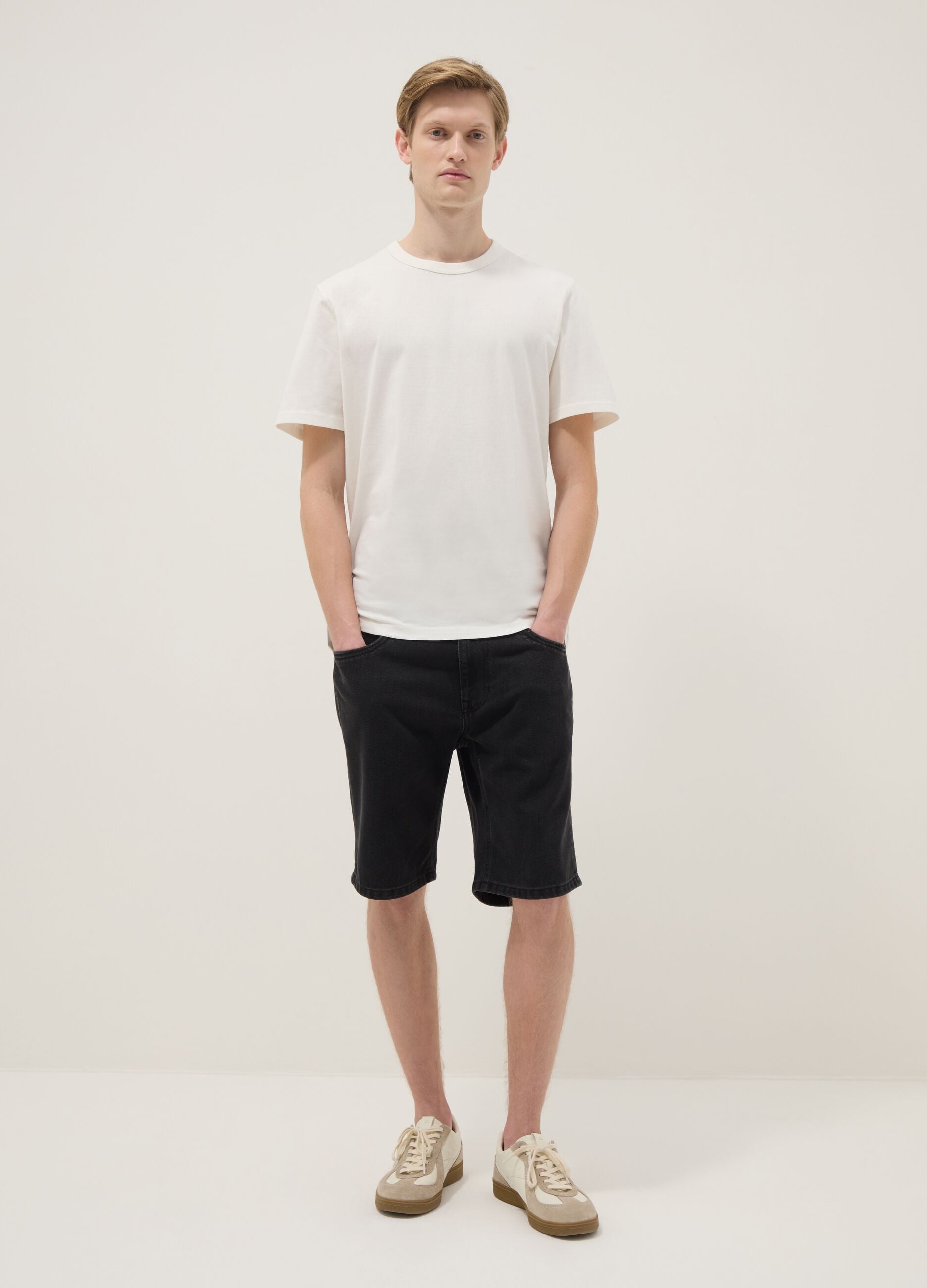 White pure cotton short sleeve t-shirt regular fit