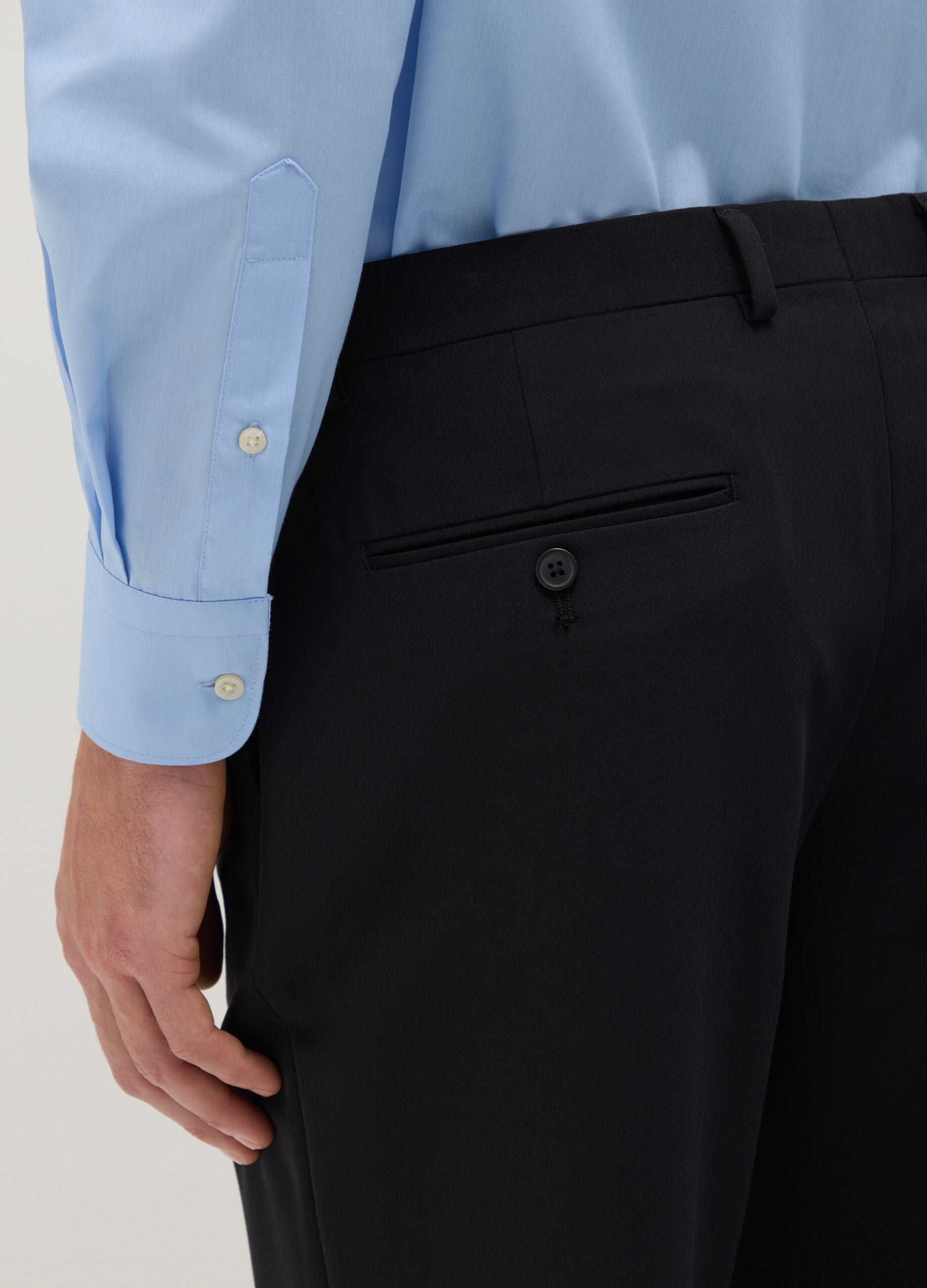 Blue cotton blend regular fit shirt