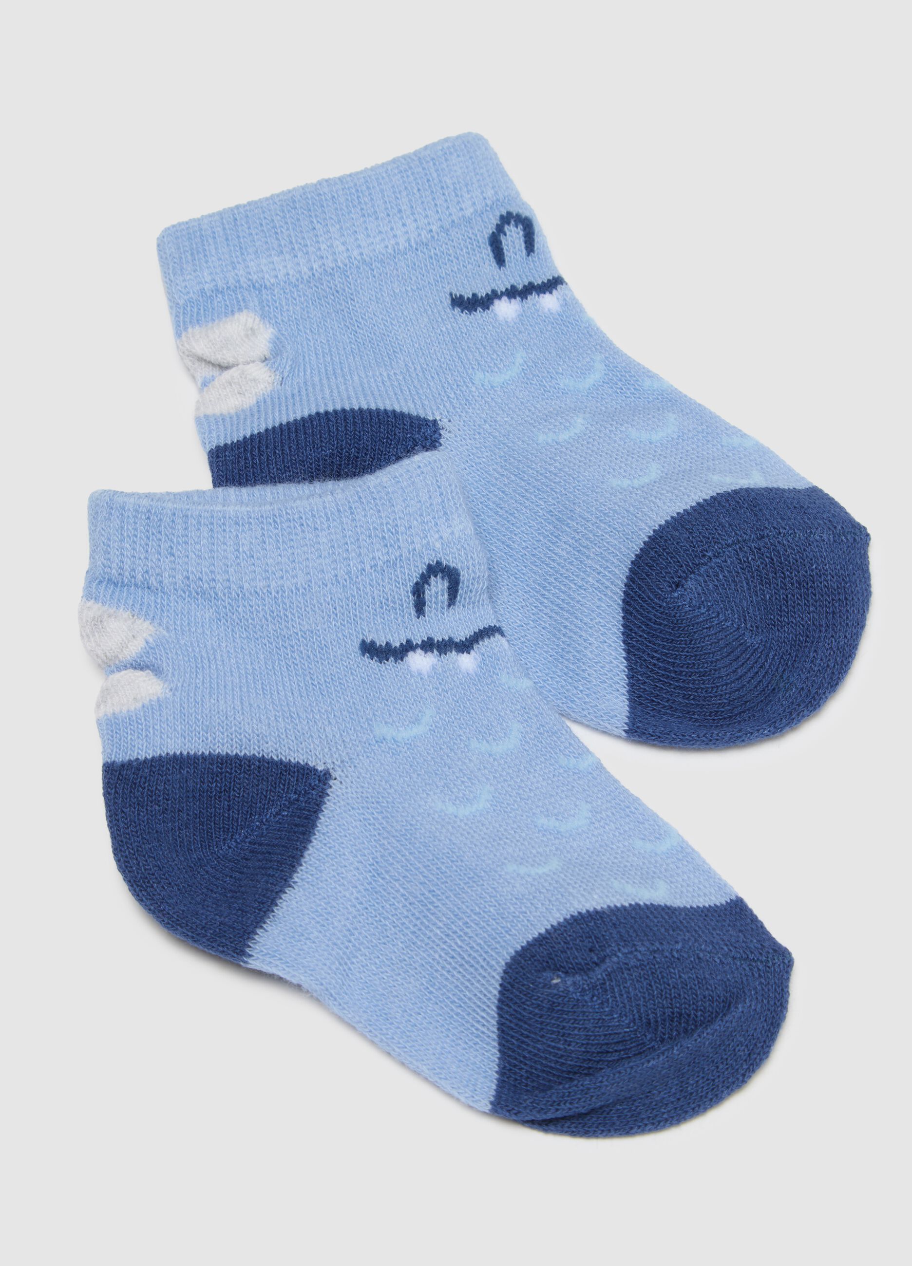 Newborn multi-colour cotton blend socks tripack with designs