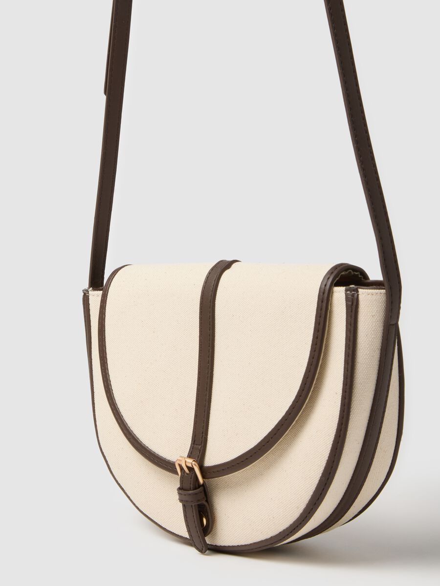 Borsa a tracolla multicolor con fibbia dorata e cinturino regolabile_2