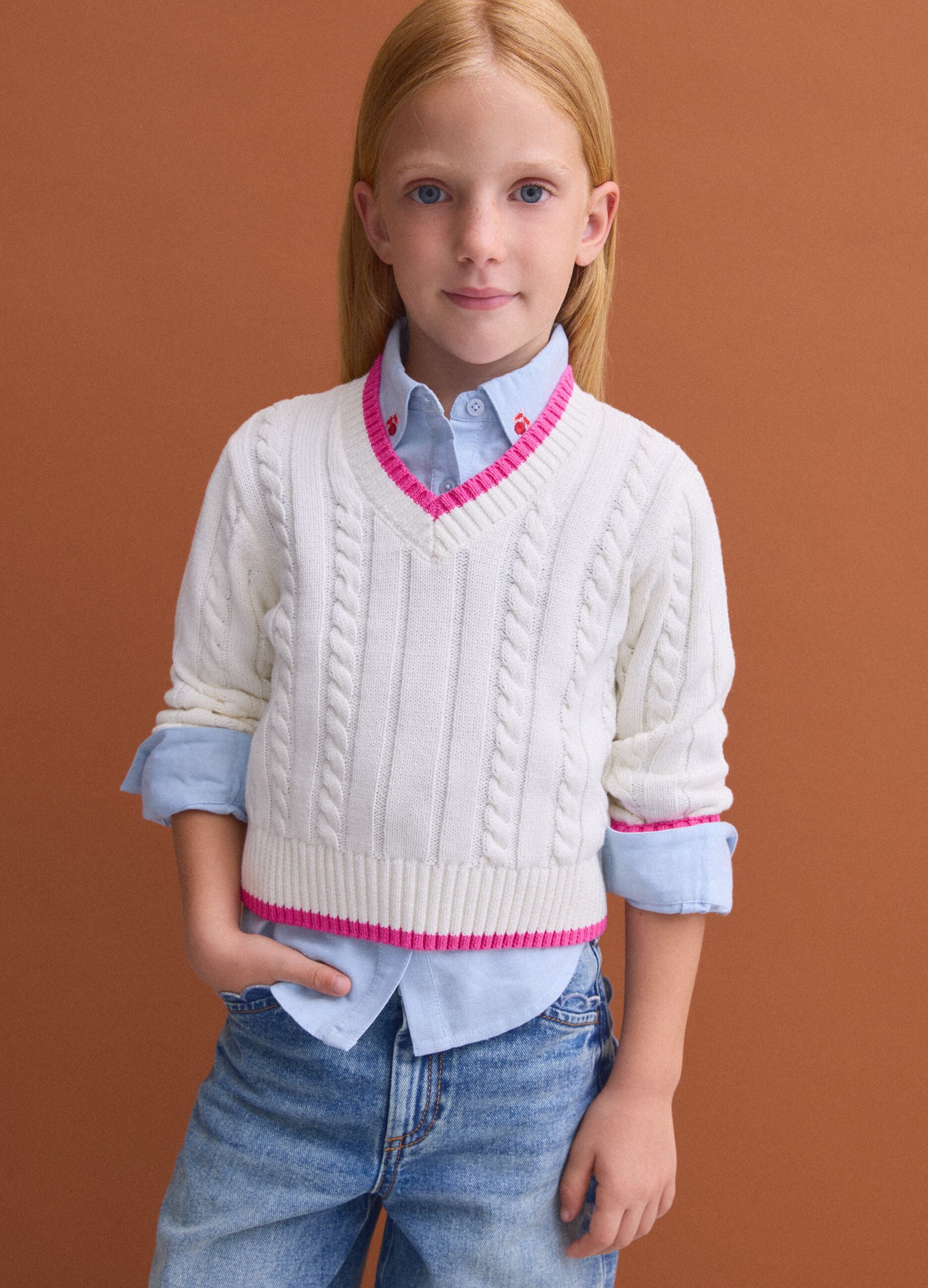 White pure cotton cable-knit V-neck jumper for girls