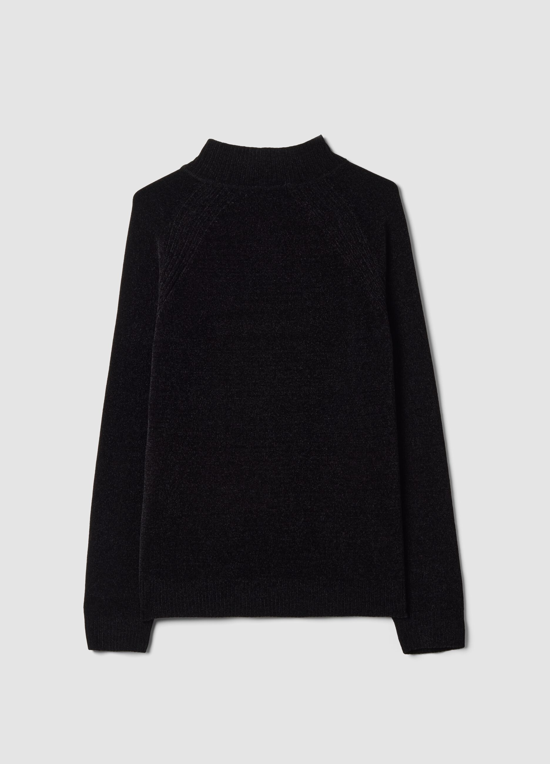 Black full-zip cardigan with collar, regular fit