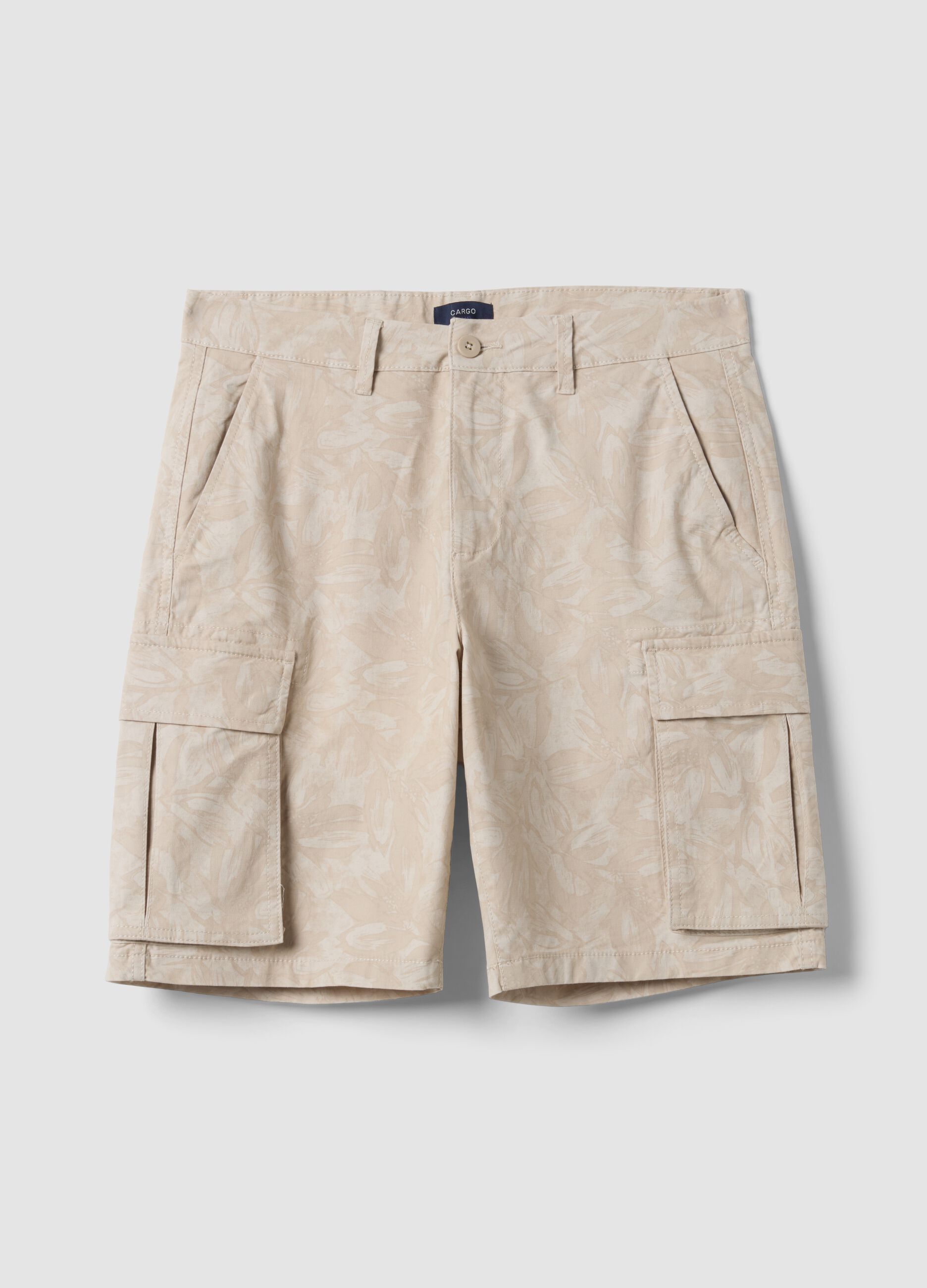 Beige stretch cotton cargo Bermuda shorts