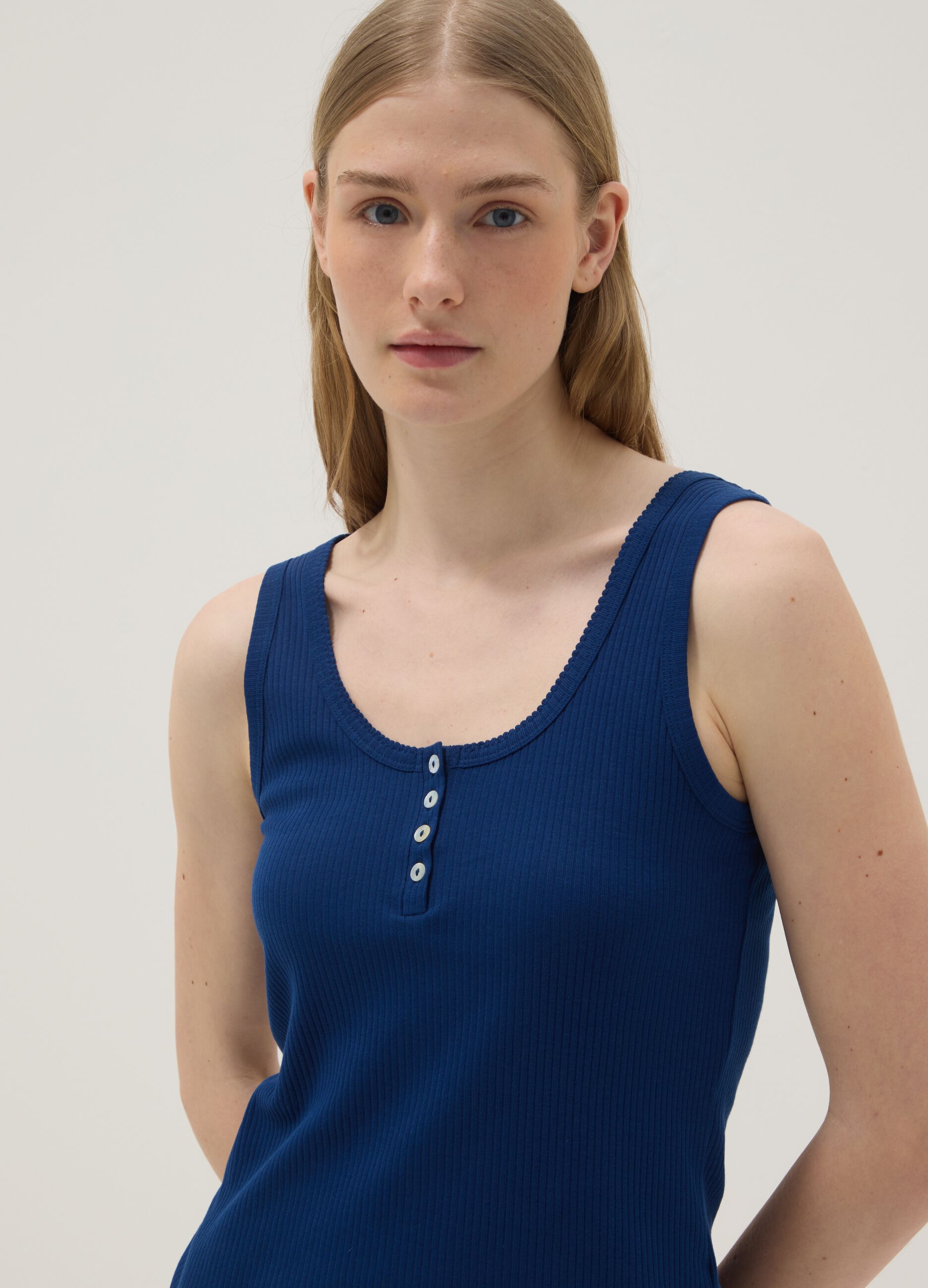 Blue pure cotton regular fit T-shirt with Henley collar