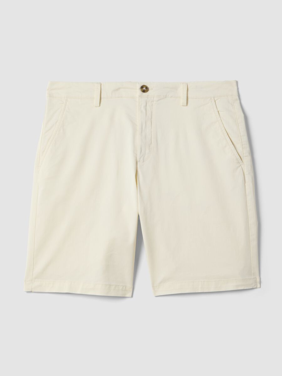 White stretch cotton chino shorts, regular fit_4