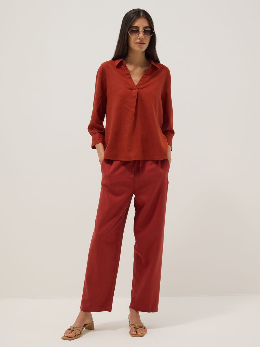 Red linen and viscose blend V-neck regular-fit shirt_2