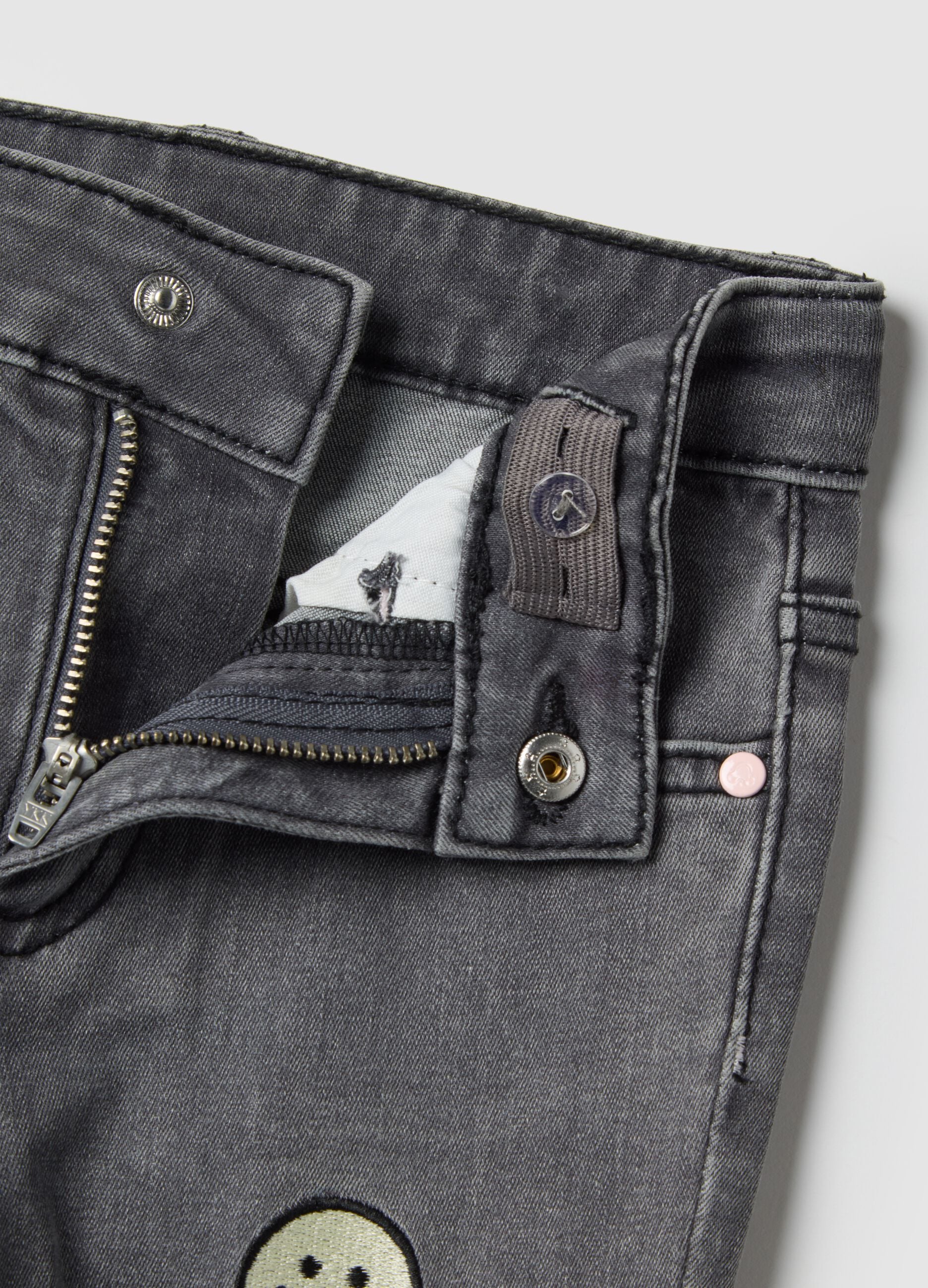 Grey cotton blend flare jeans for girls with Minnie prints